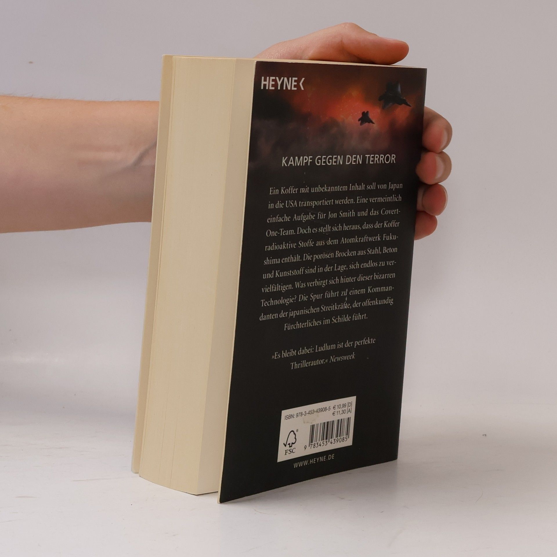 Robert Ludlum Die Nano-Invasion