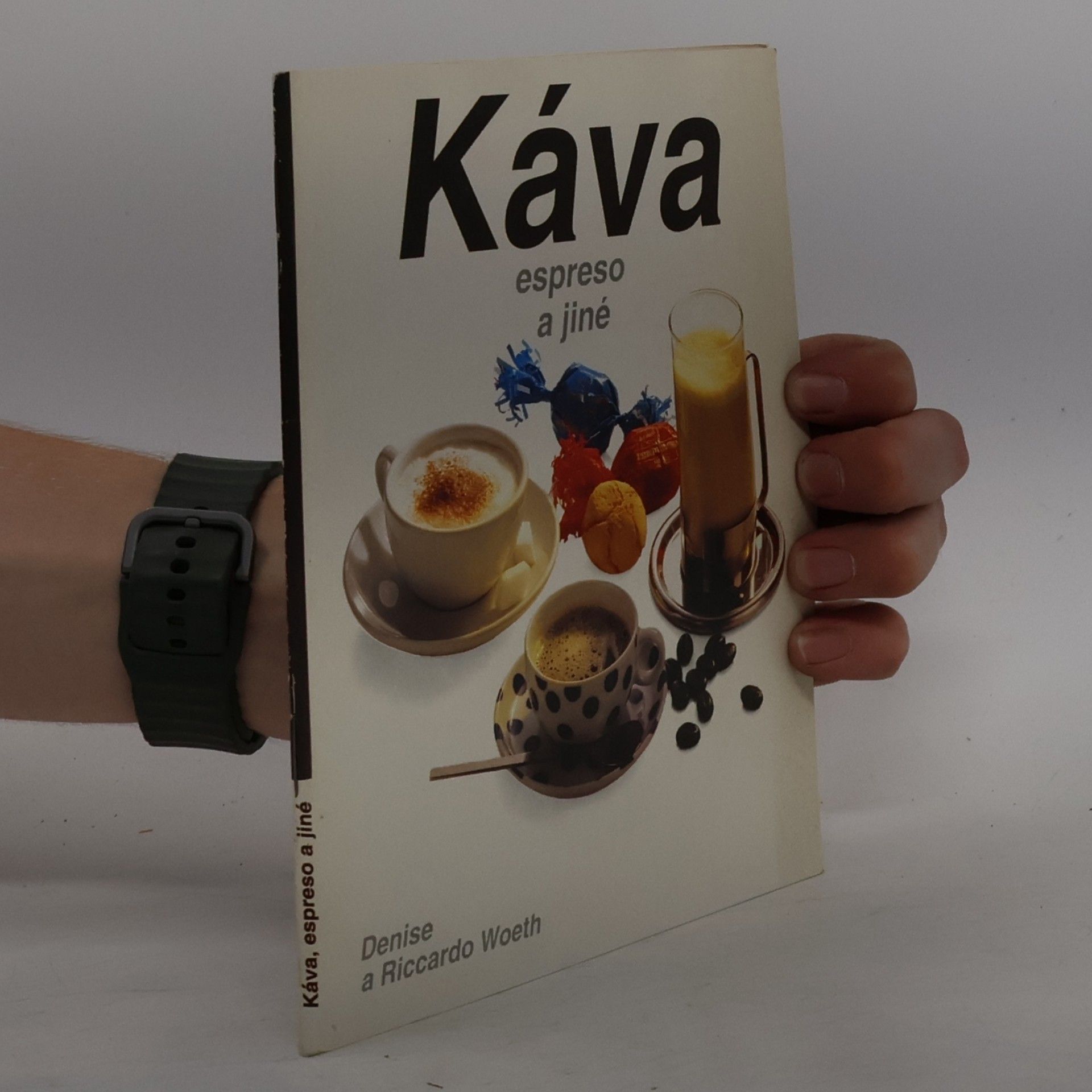 Riccardo Woeth Káva, espreso a jiné