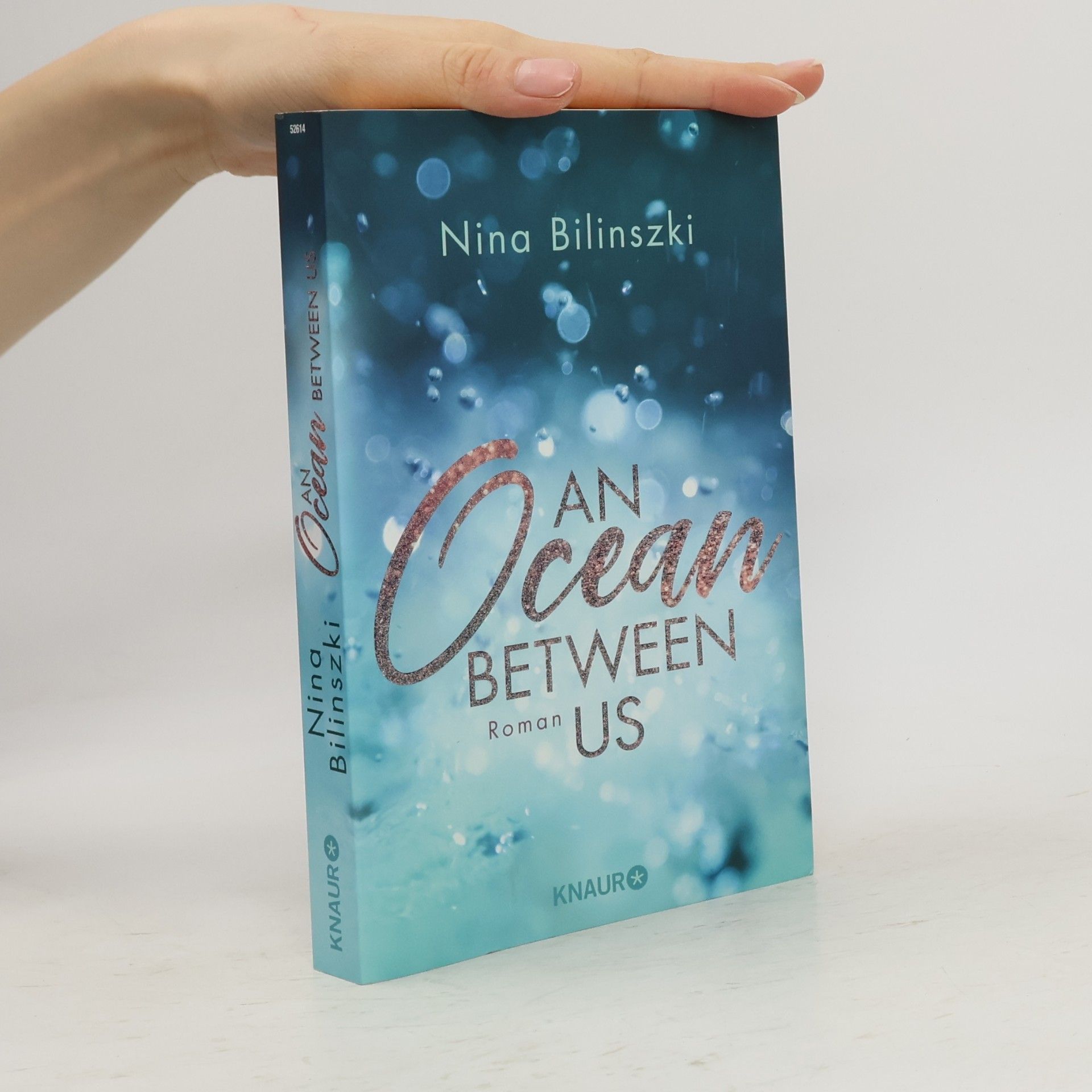Nina Bilinszki An ocean between us