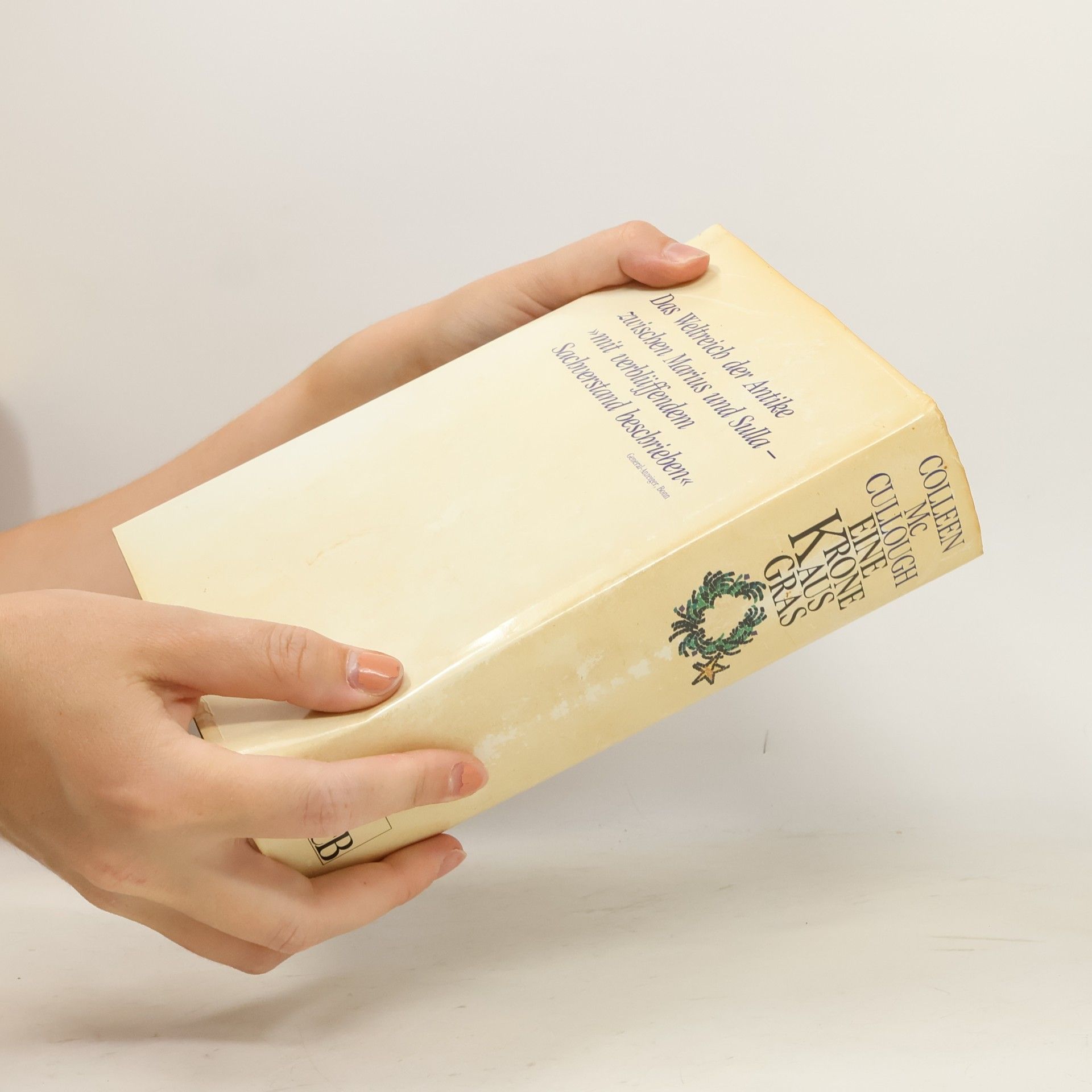 Colleen McCullough Eine Krone aus Gras