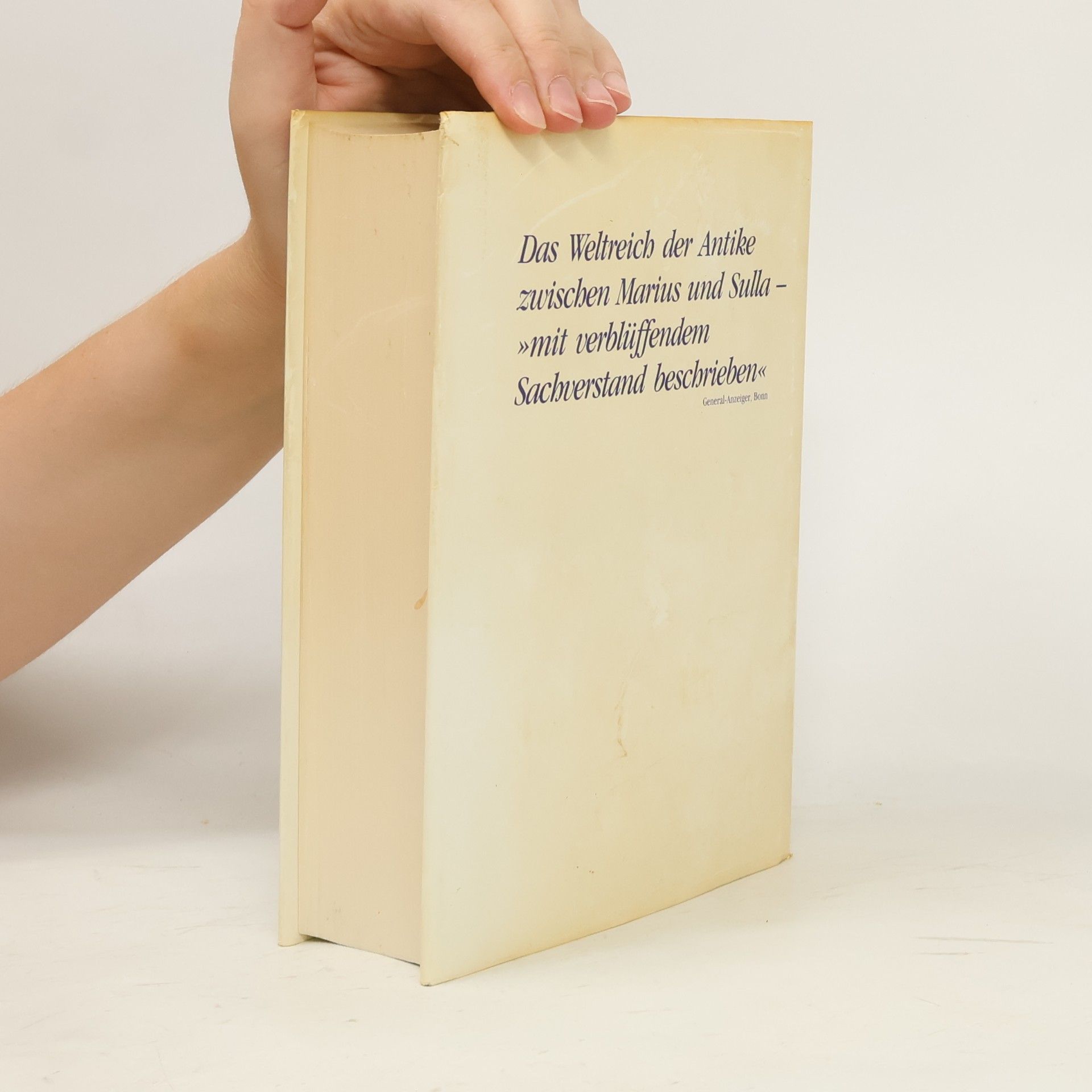 Colleen McCullough Eine Krone aus Gras