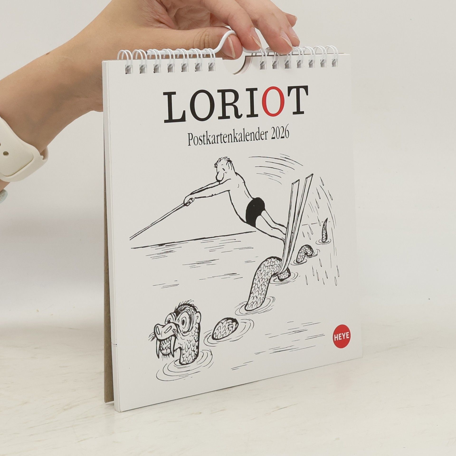 Autorenkollektiv Loriot Postkartenkalender 2026: Humorvoller Kalender zum Aufstellen und Aufhängen. Kultiger Postkarten-Kalender. Kleiner Kalender mit 12 witzigen Postkarten. (Postkartenkalender Heye)