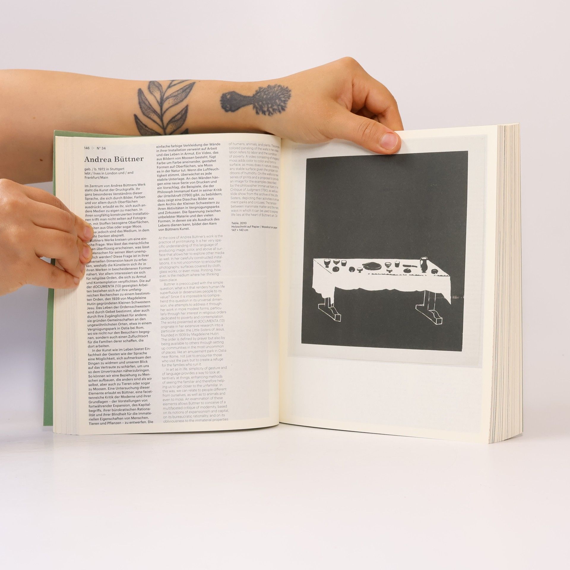 Eva Scharrer Das Begleitbuch. The Guidebook