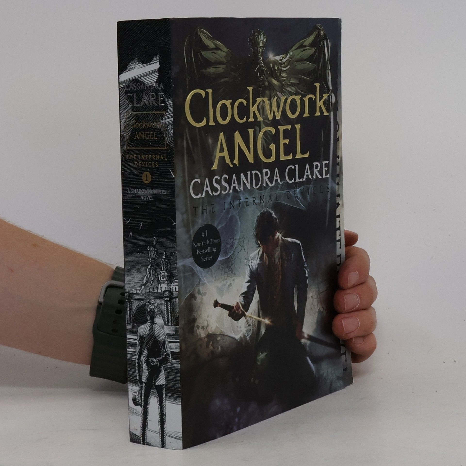 Cassandra Clare Clockwork Angel