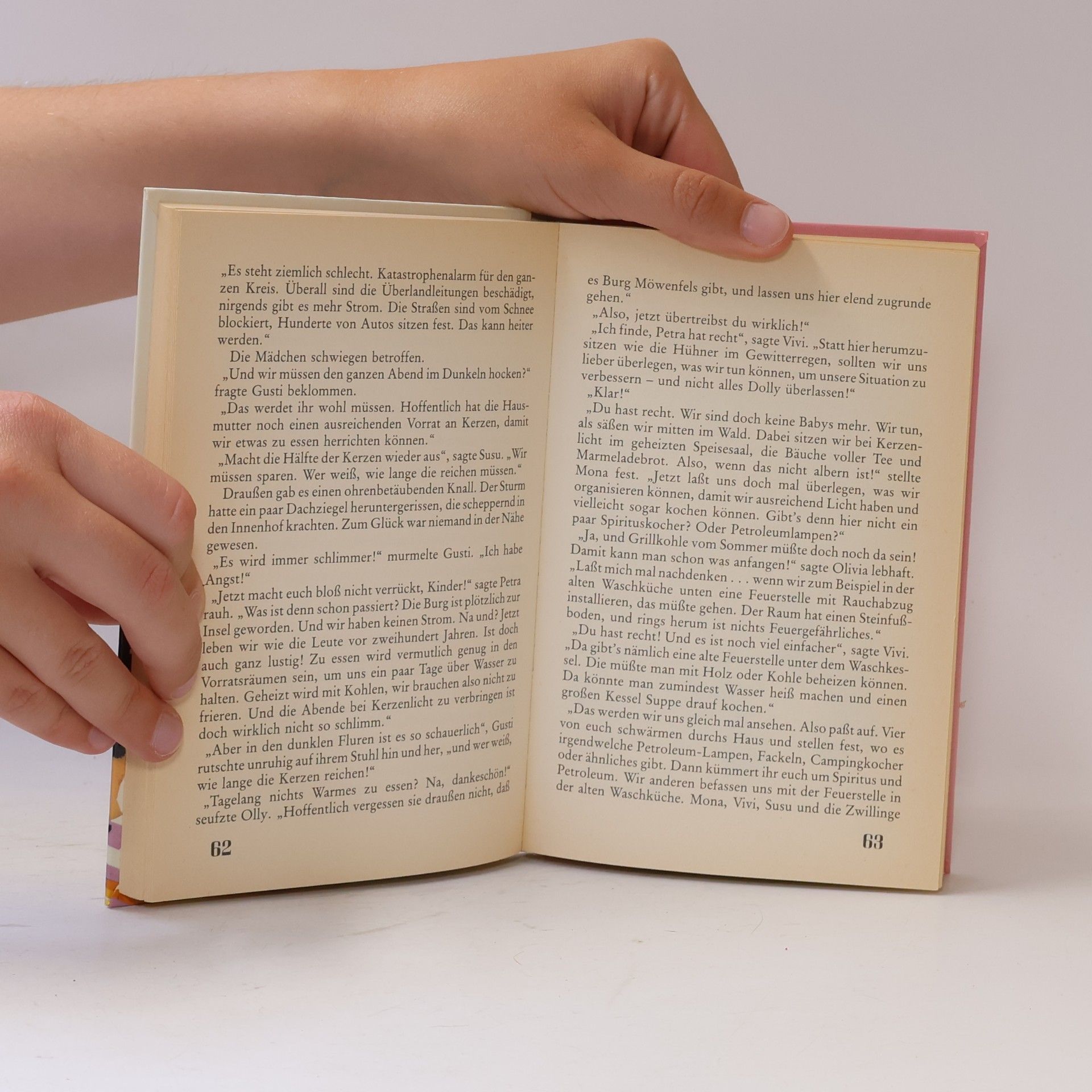 Enid Blyton Dolly 13. Überraschung auf der Burg