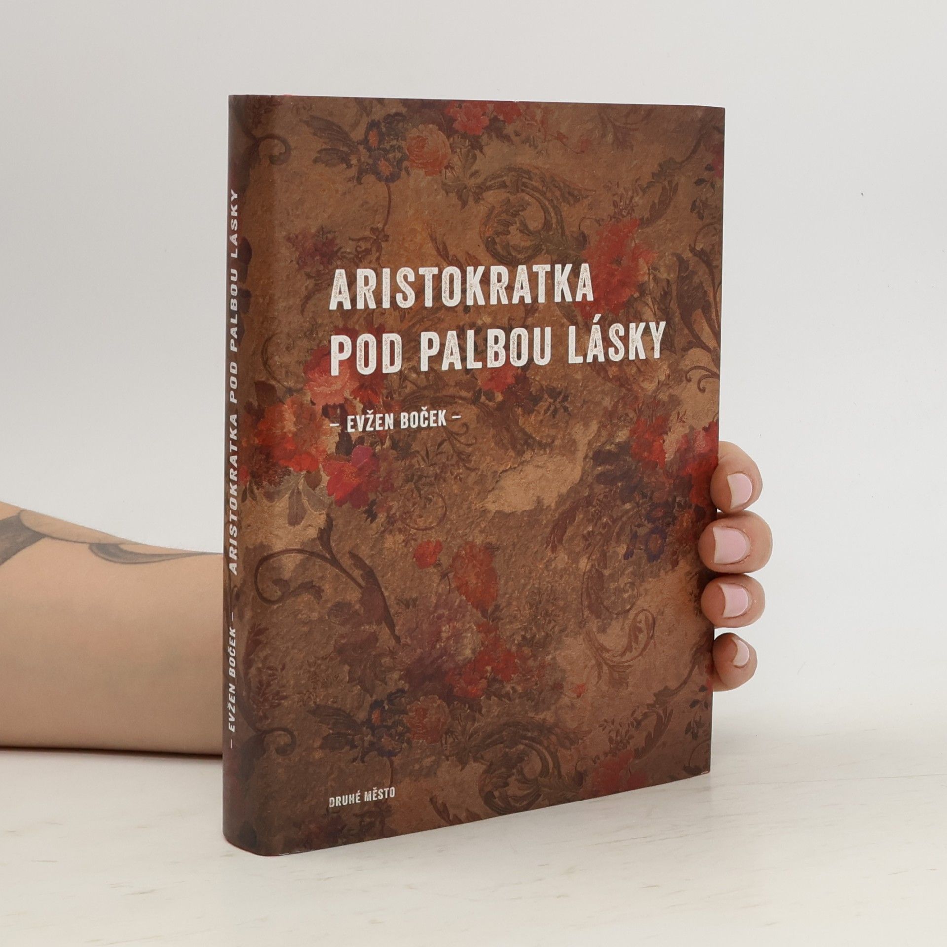 Evžen Boček Aristokratka pod palbou lásky