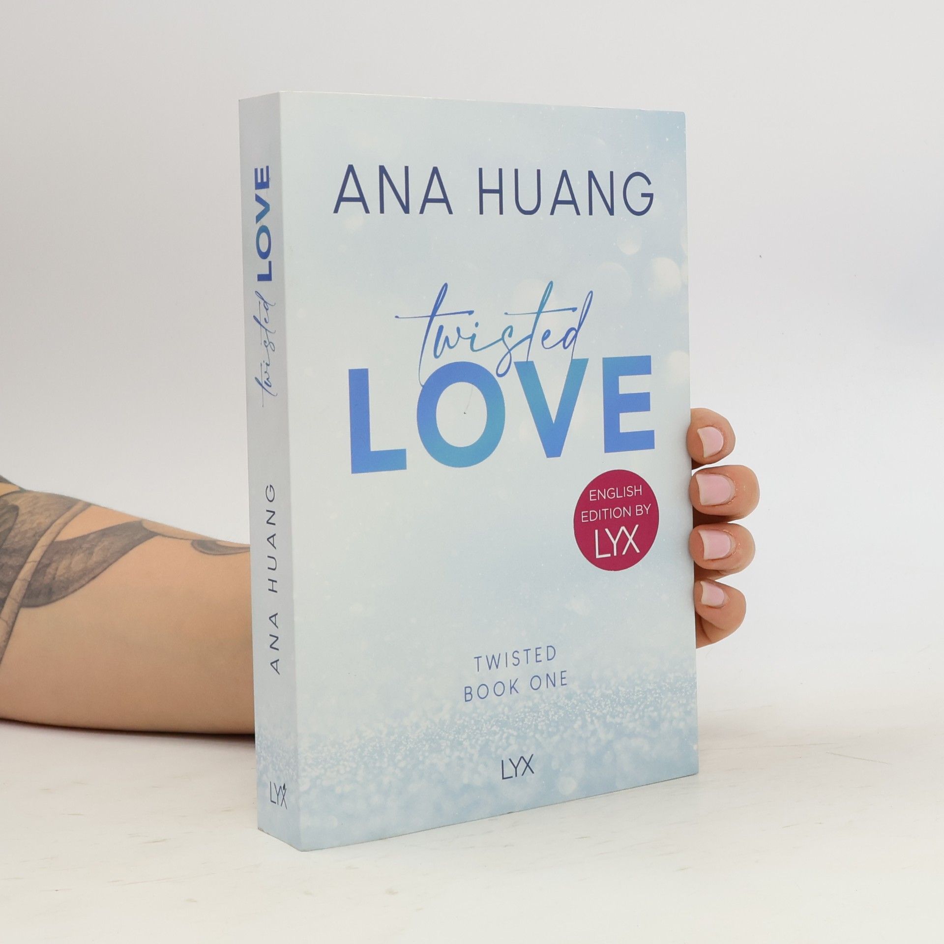 Ana Huang Twisted Love