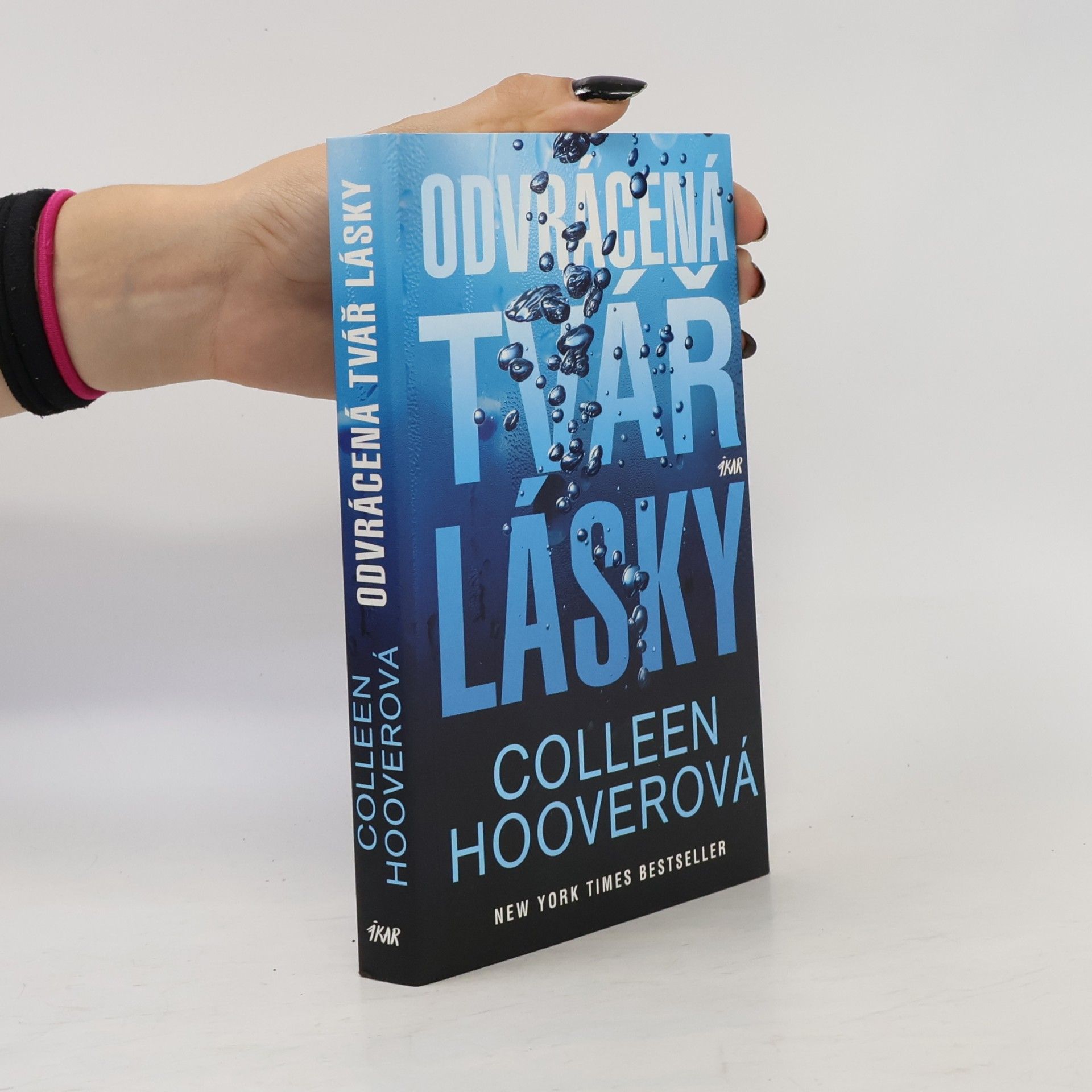 Colleen Hoover Odvrácená tvář lásky