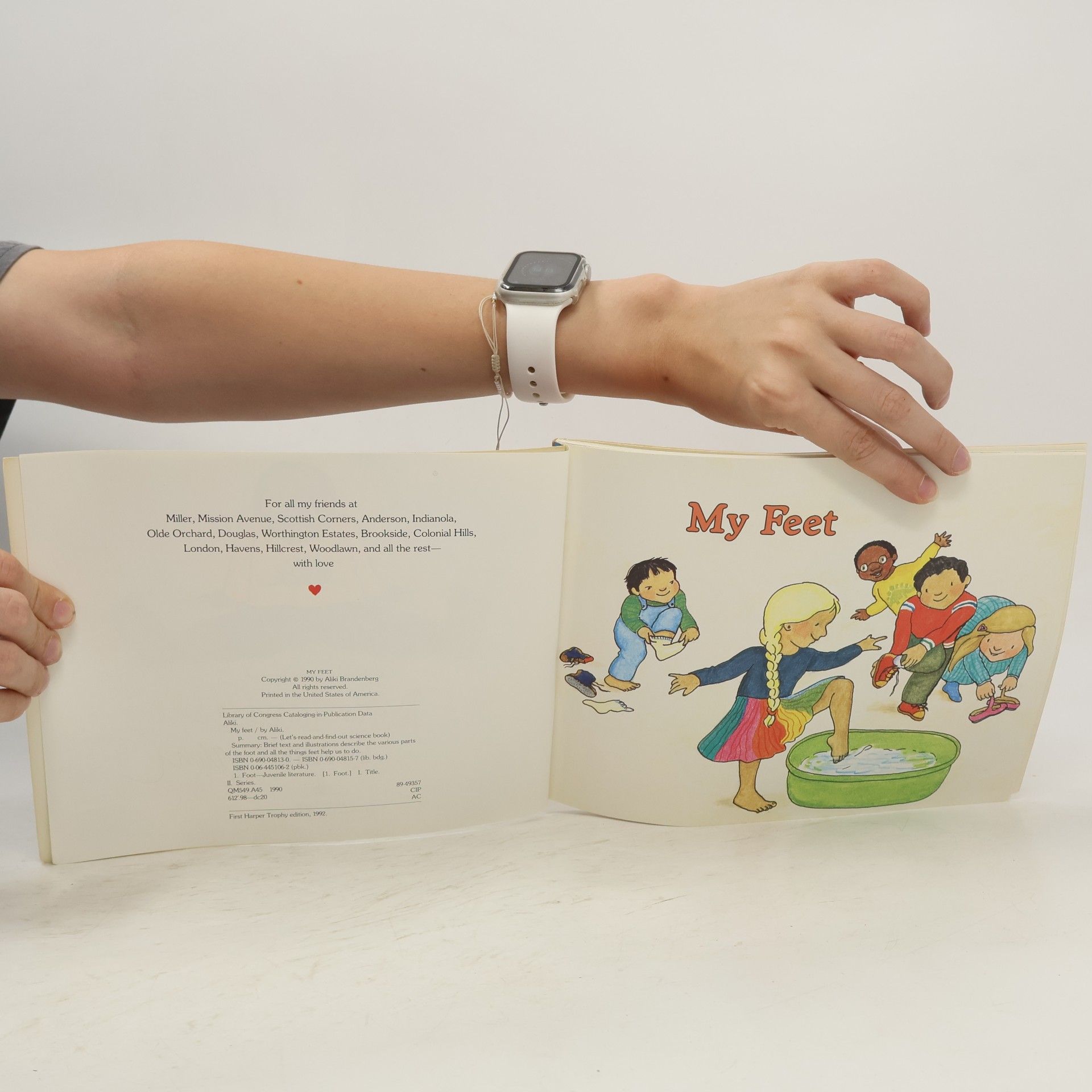 Aliki Let's-Read-and-Find-Out Science - 1: My Feet