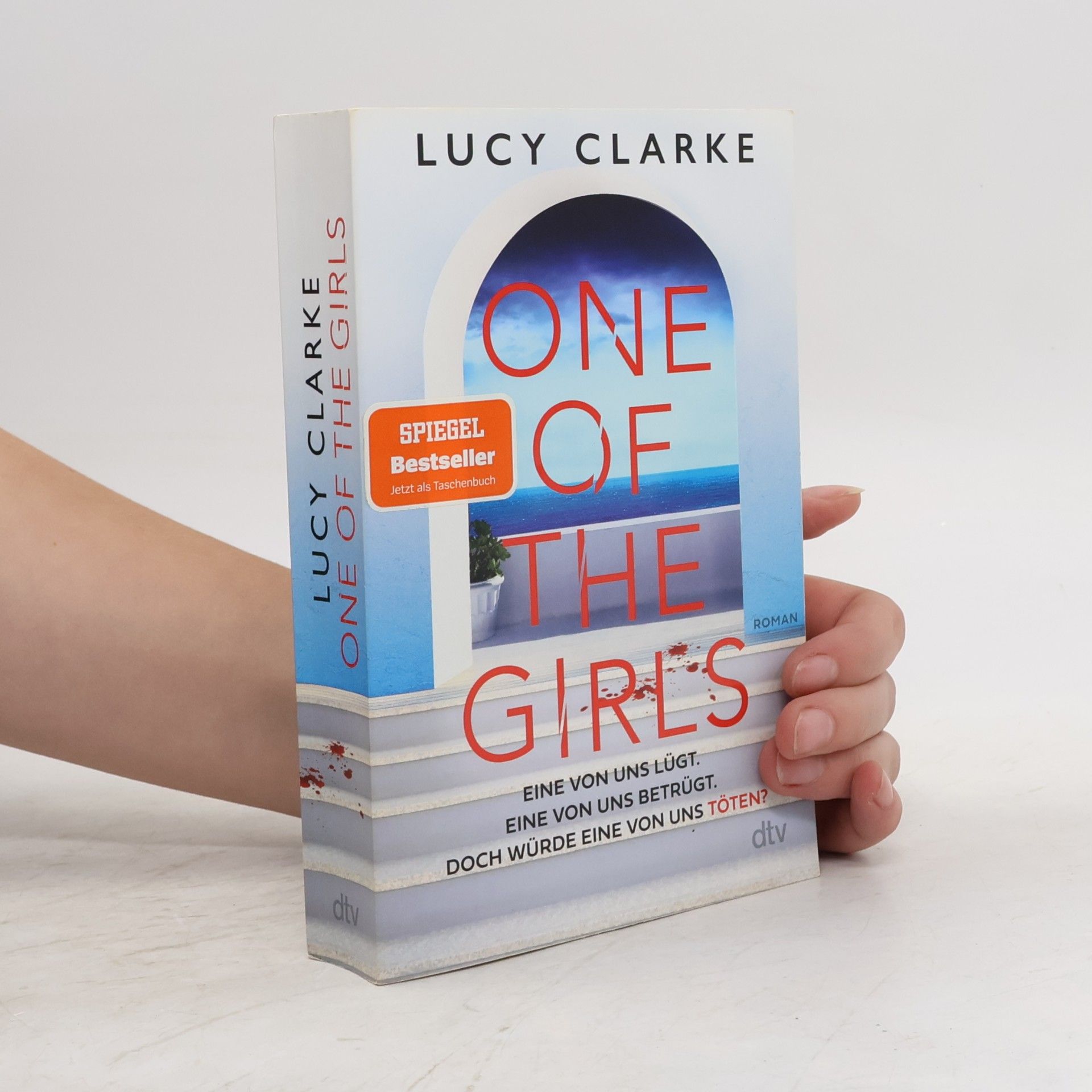 Lucy Clarke One of the Girls