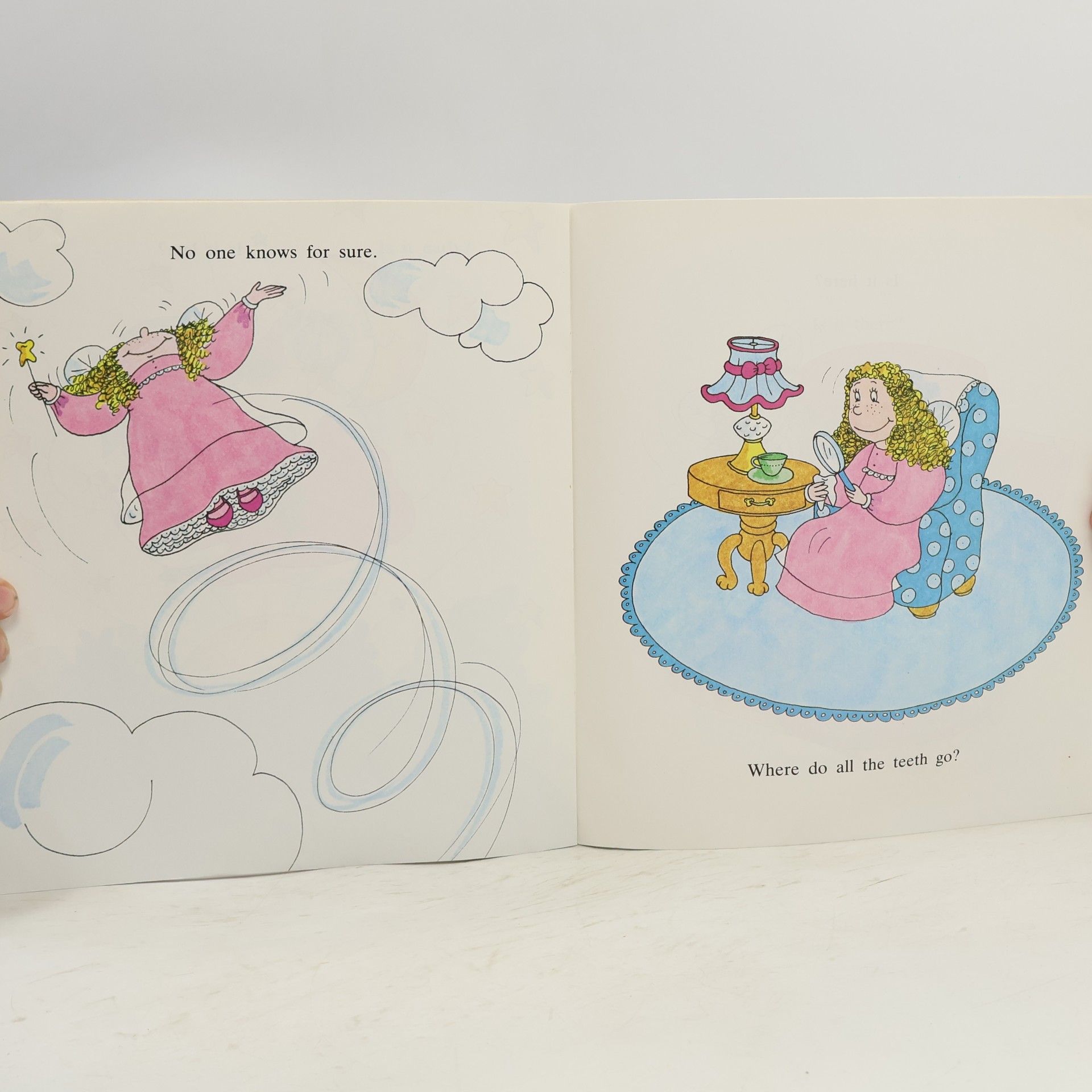 Sharon M. Peterson A Giant First-Start Reader: Tooth Fairy