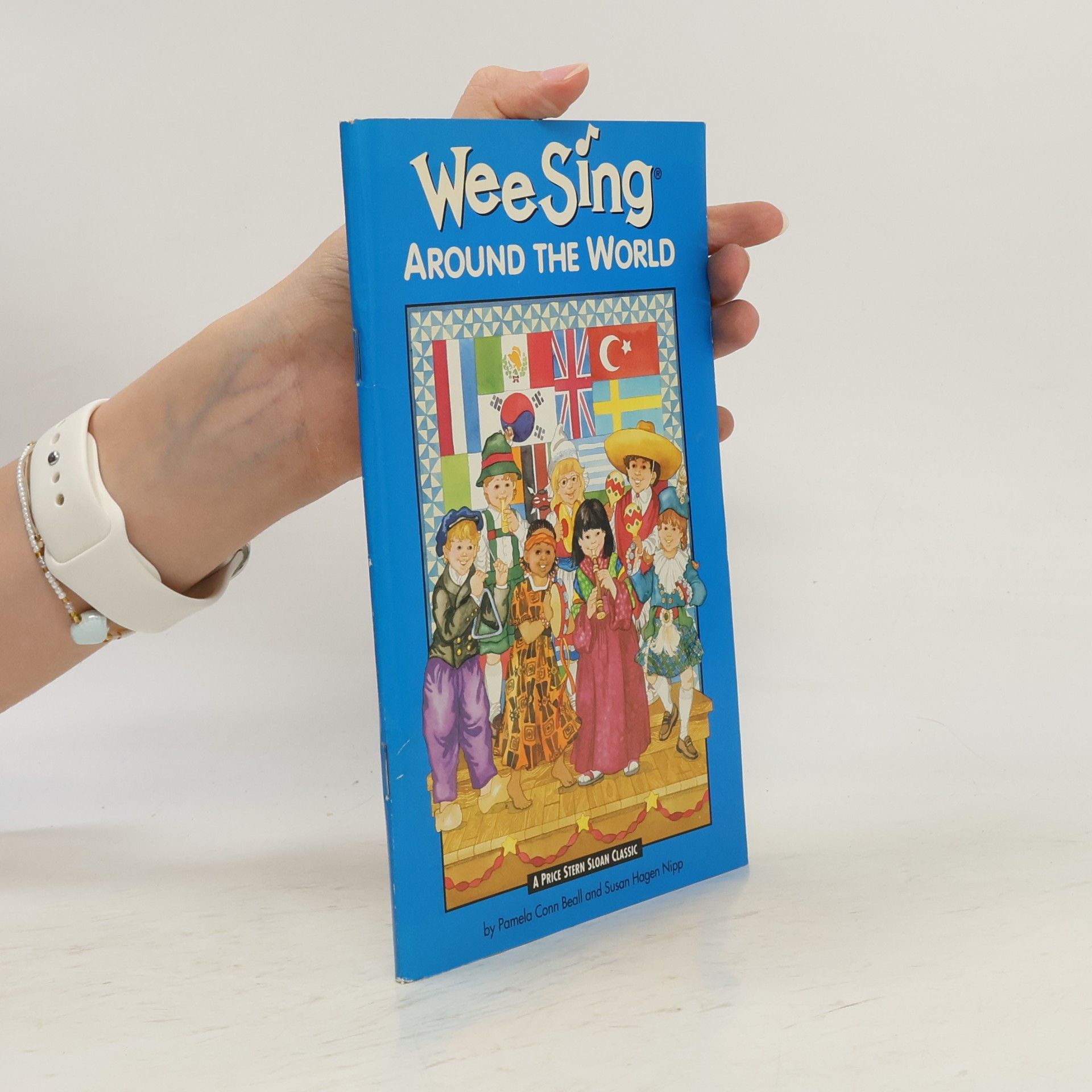 Wee Sing Around the World