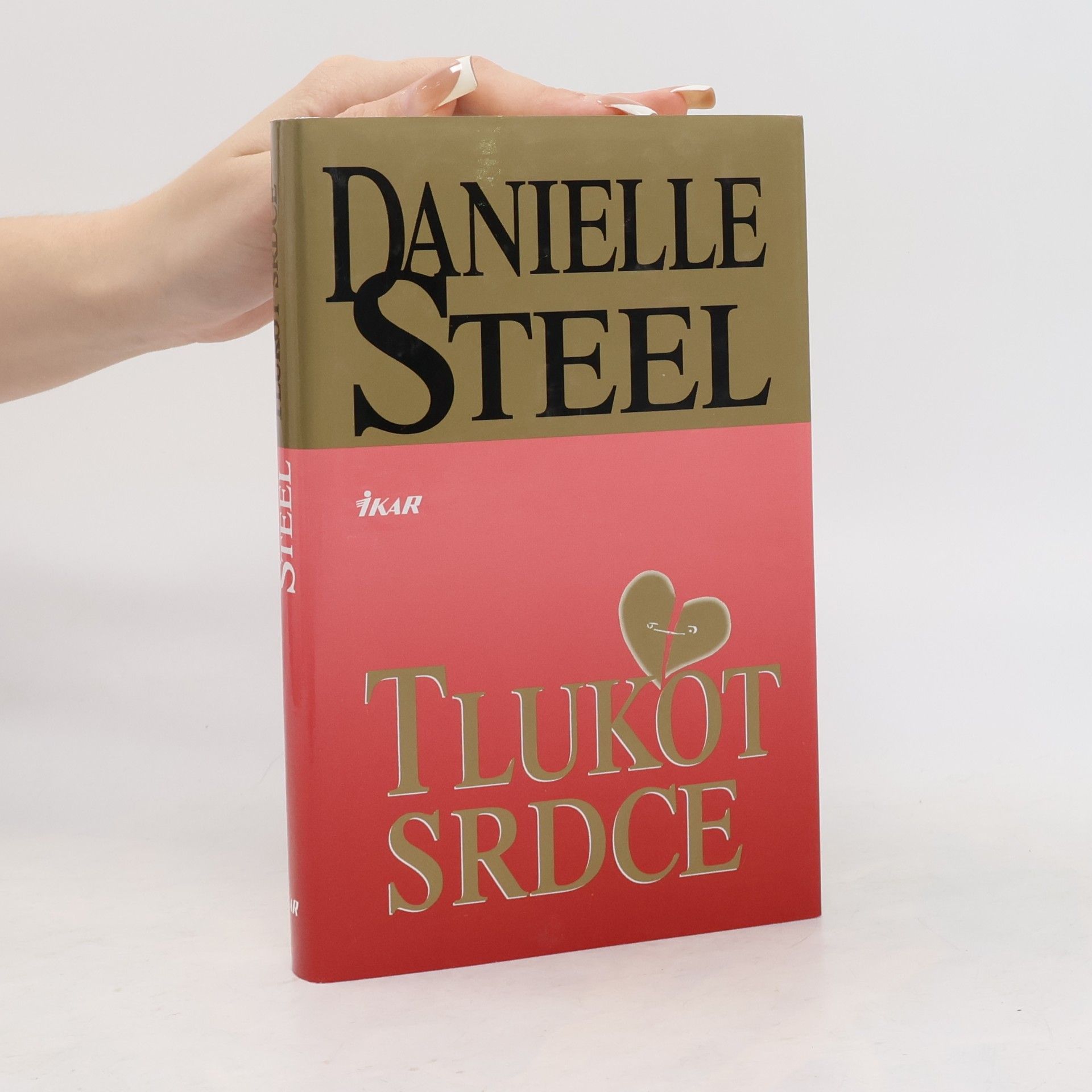 Danielle Steel Tlukot srdce