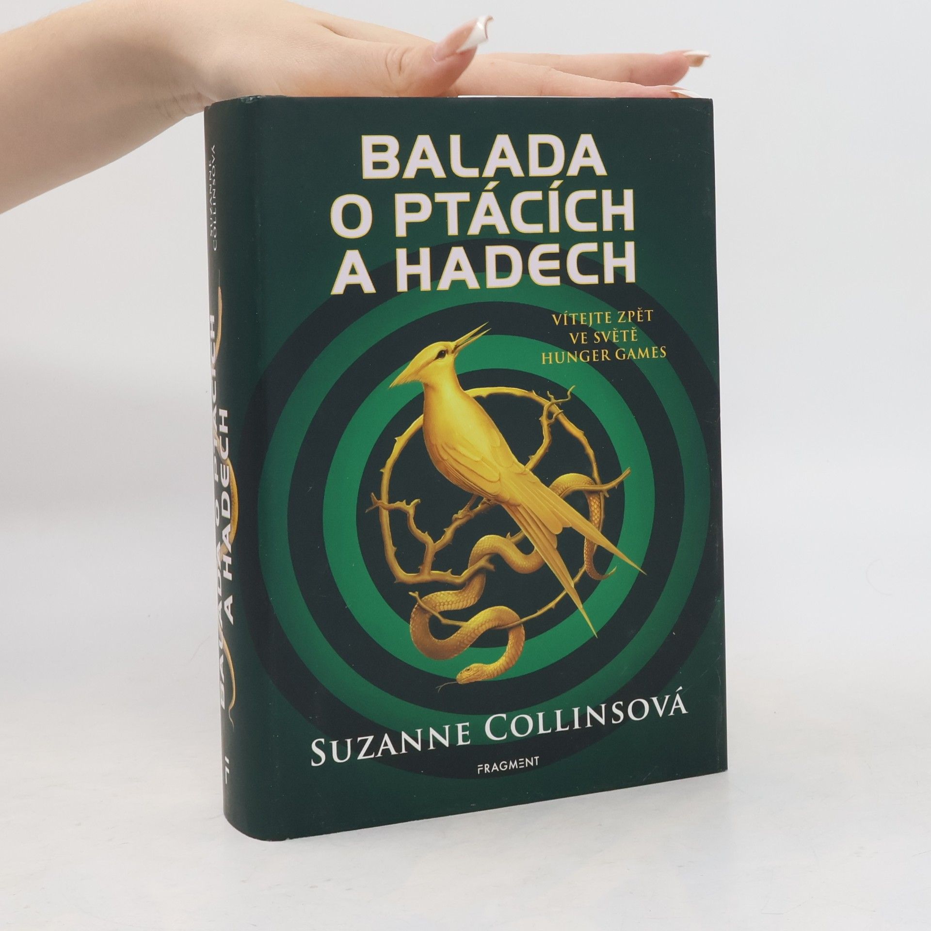 Balada o ptácích a hadech