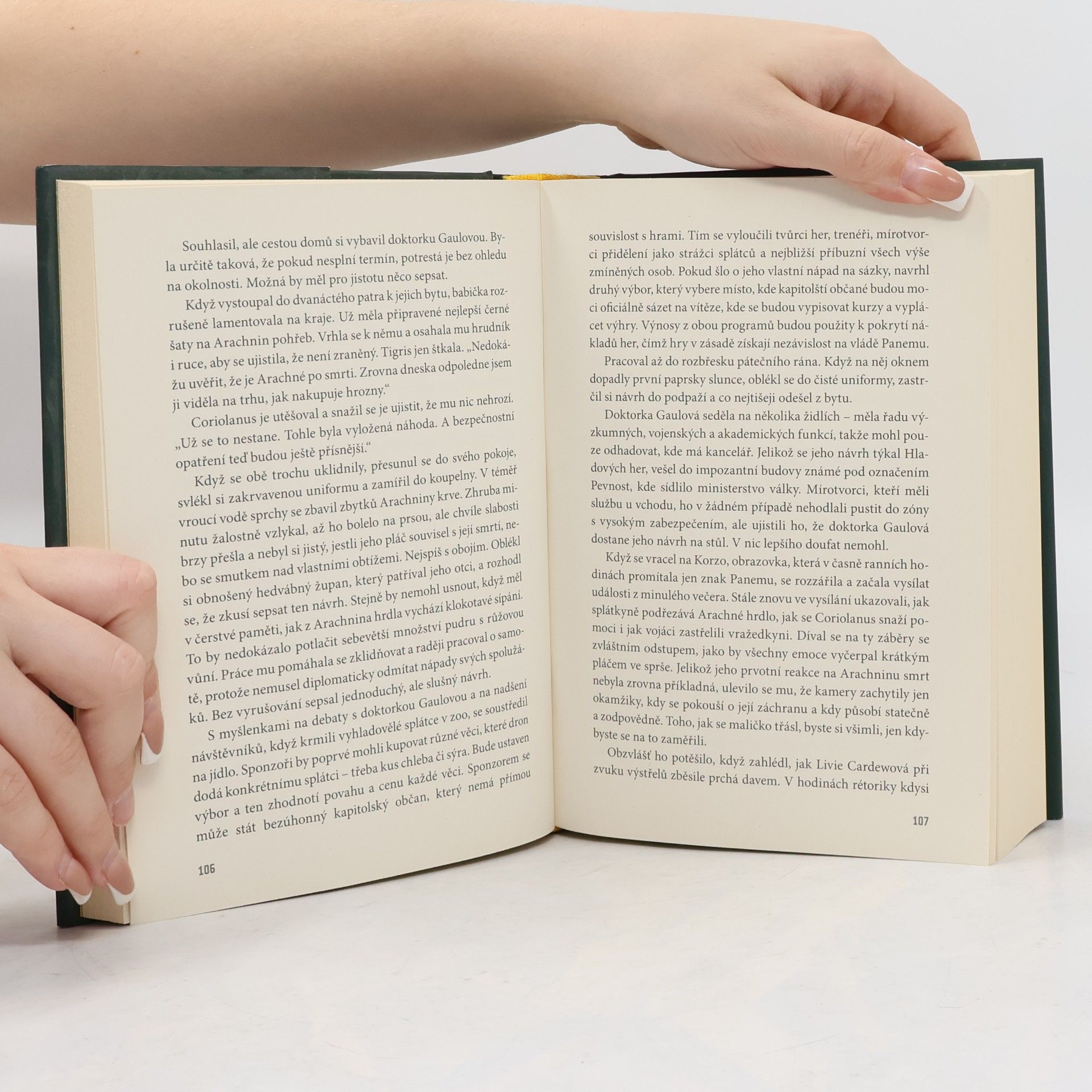 Suzanne Collins Balada o ptácích a hadech
