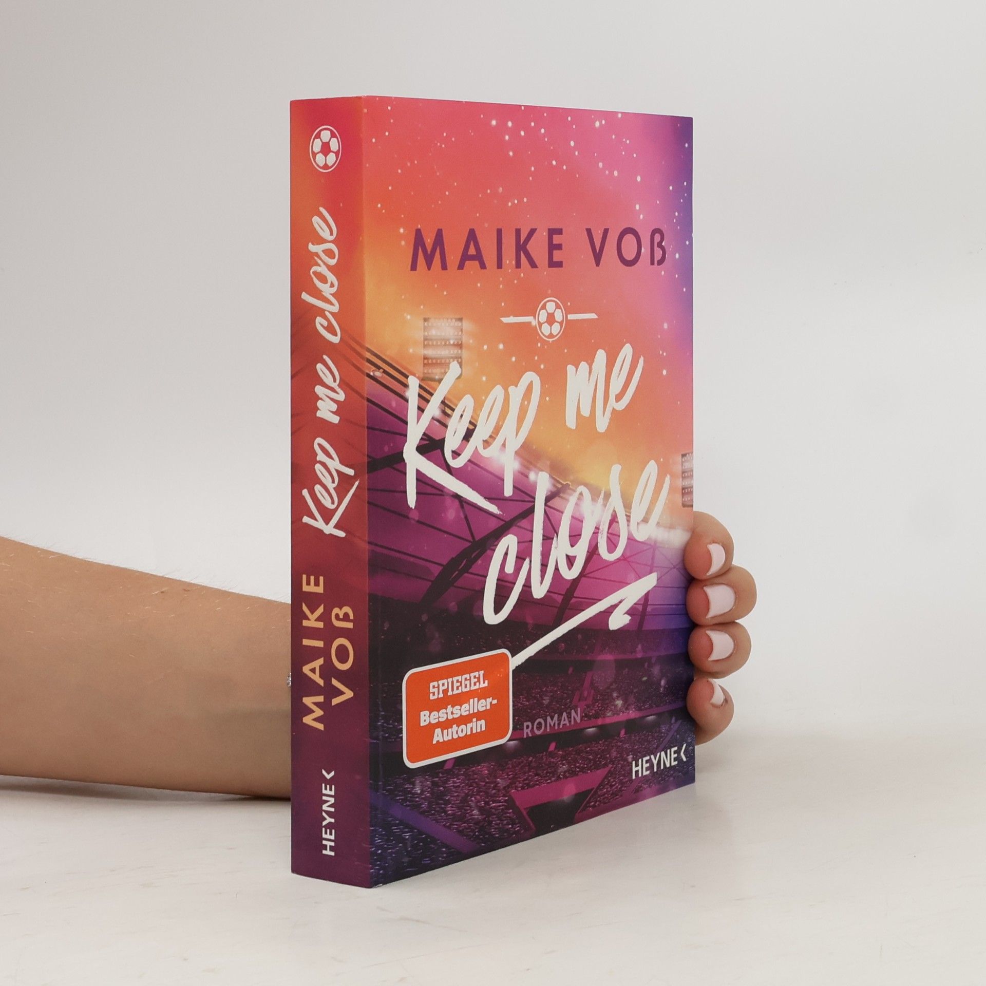 Maike Voß Keep Me Close