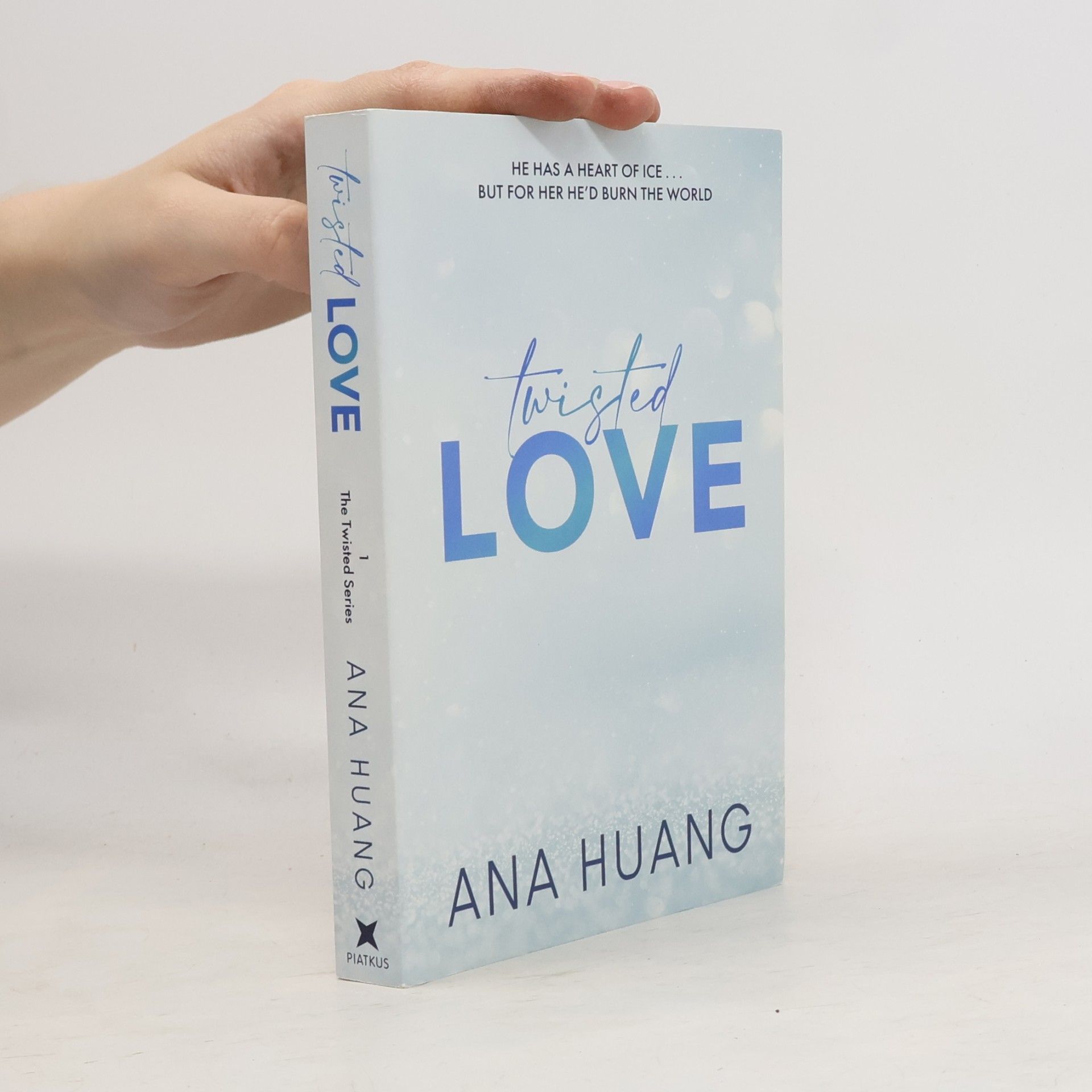 Ana Huang Twisted love. Twisted book one