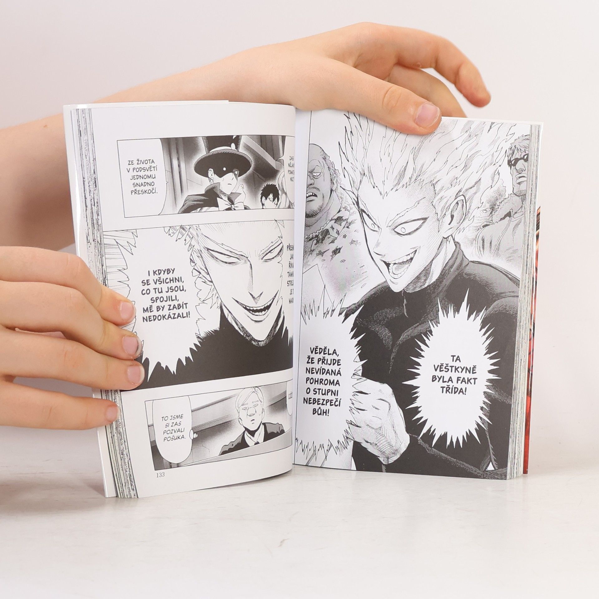 Yu suke Murata One-Punch Man. 08, On
