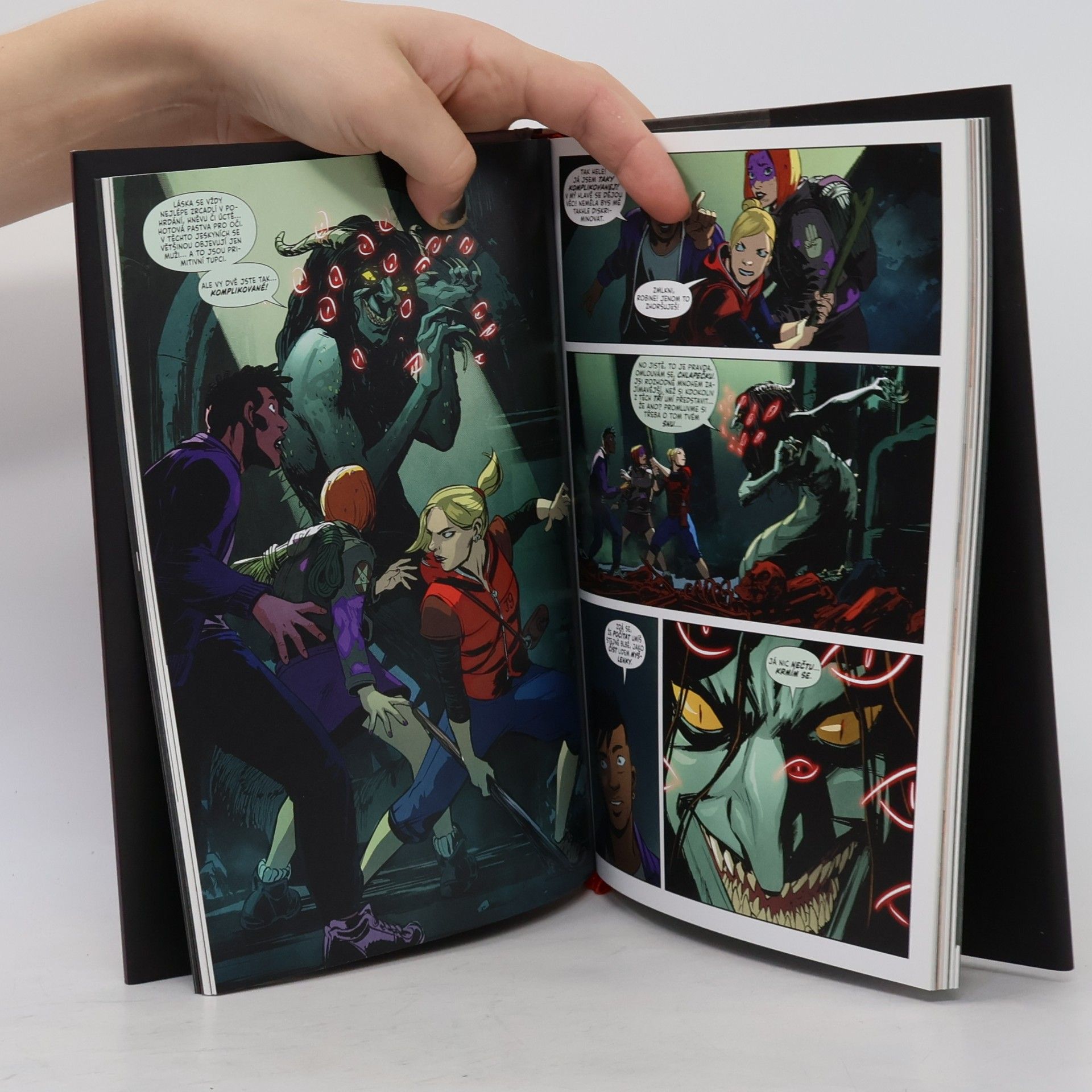 Jordie Bellaire Kousnutí