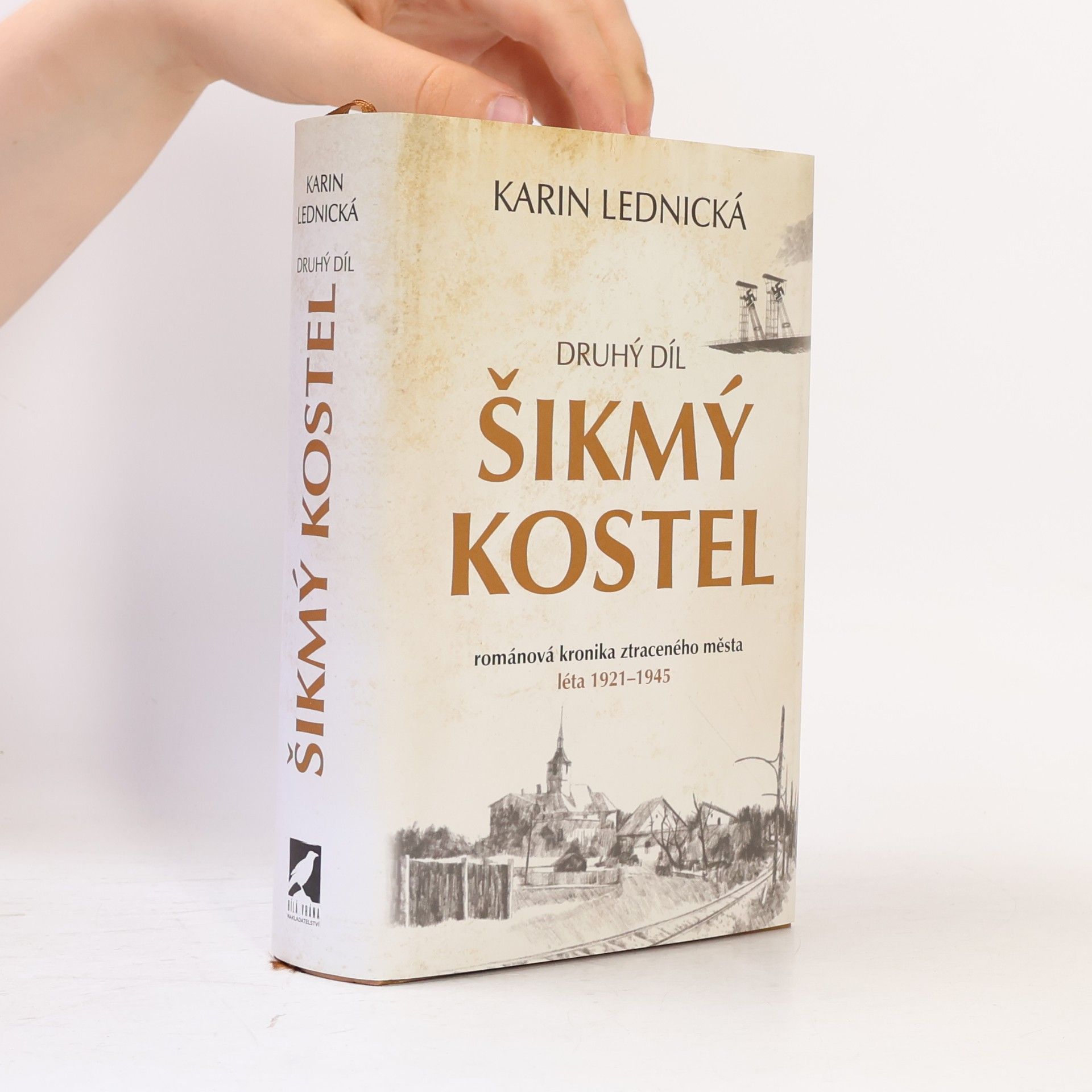 Karin Lednická Šikmý kostel 2