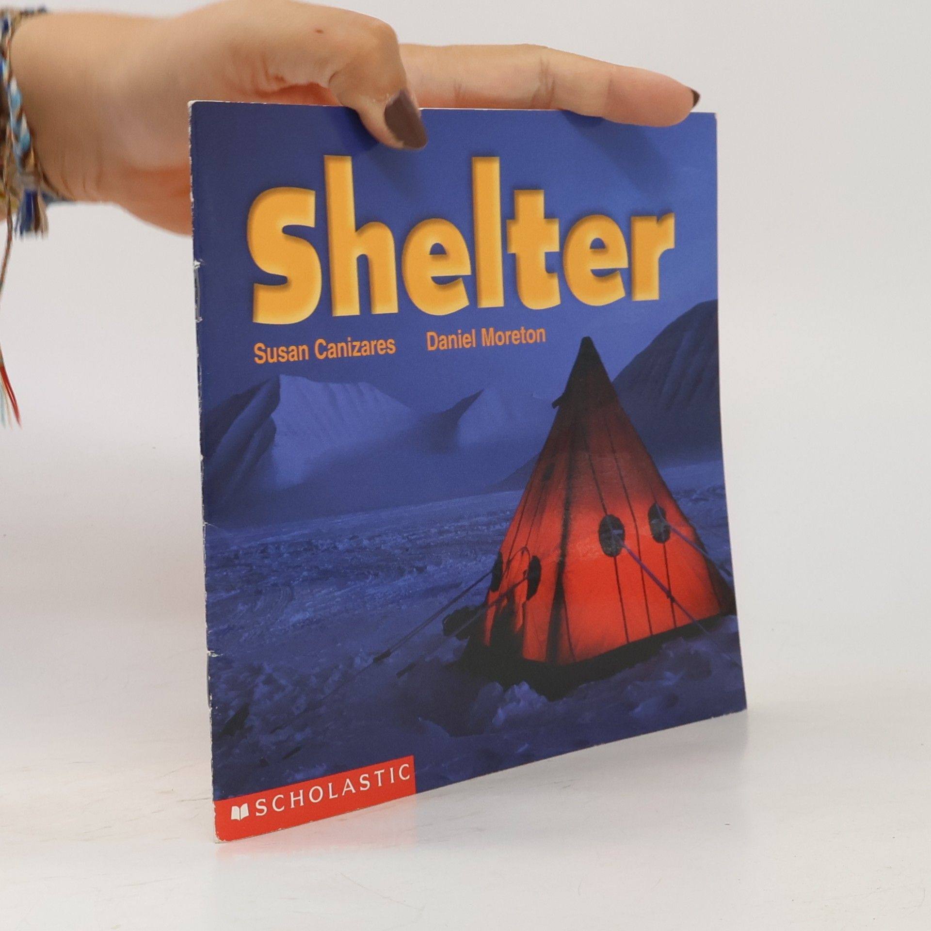 Daniel Moreton Shelter - Emergent Reader