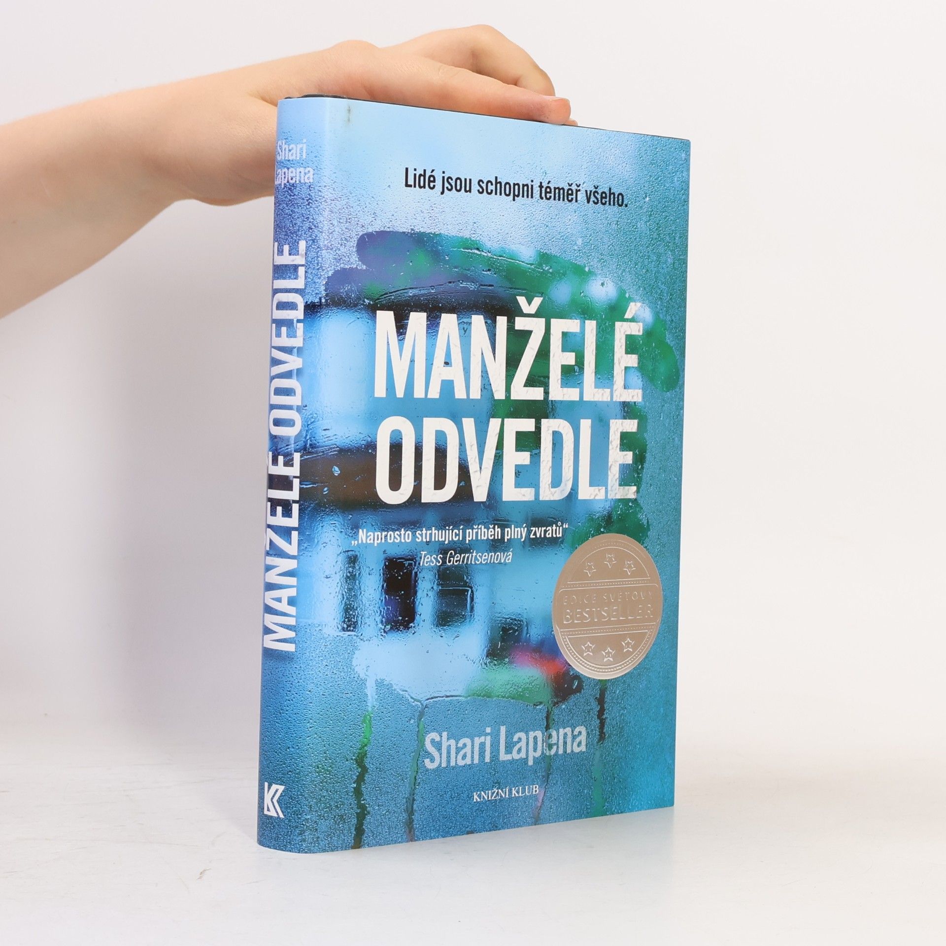 Shari Lapena Manželé odvedle
