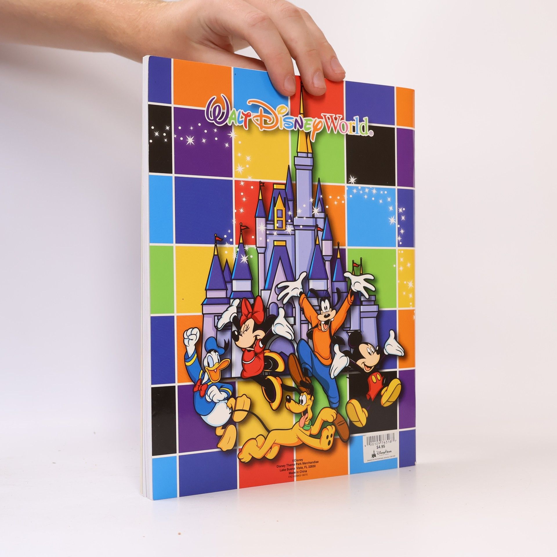 Various authors Mickey & Friends Coloring Book