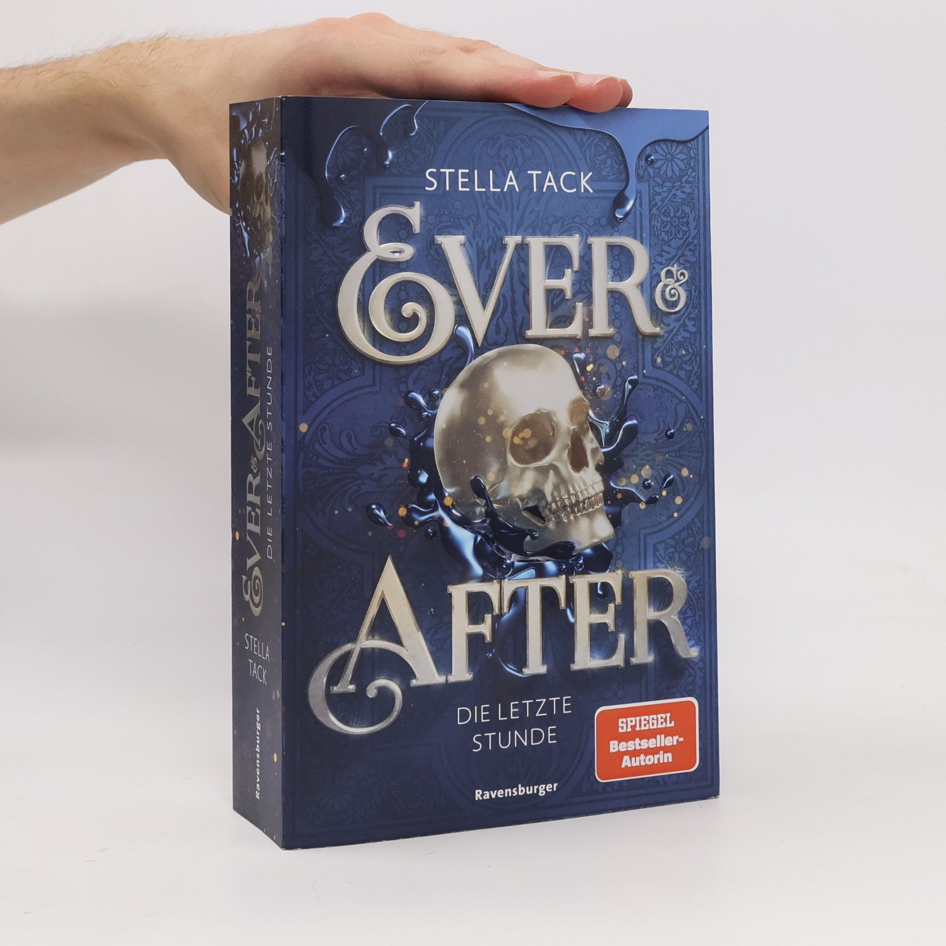 Stella Tack Ever & After, Band 3: Die letzte Stunde (Knisternde Märchen-Fantasy der SPIEGEL-Bestsellerautorin Stella Tack | Limitierte Auflage mit Farbschnitt)