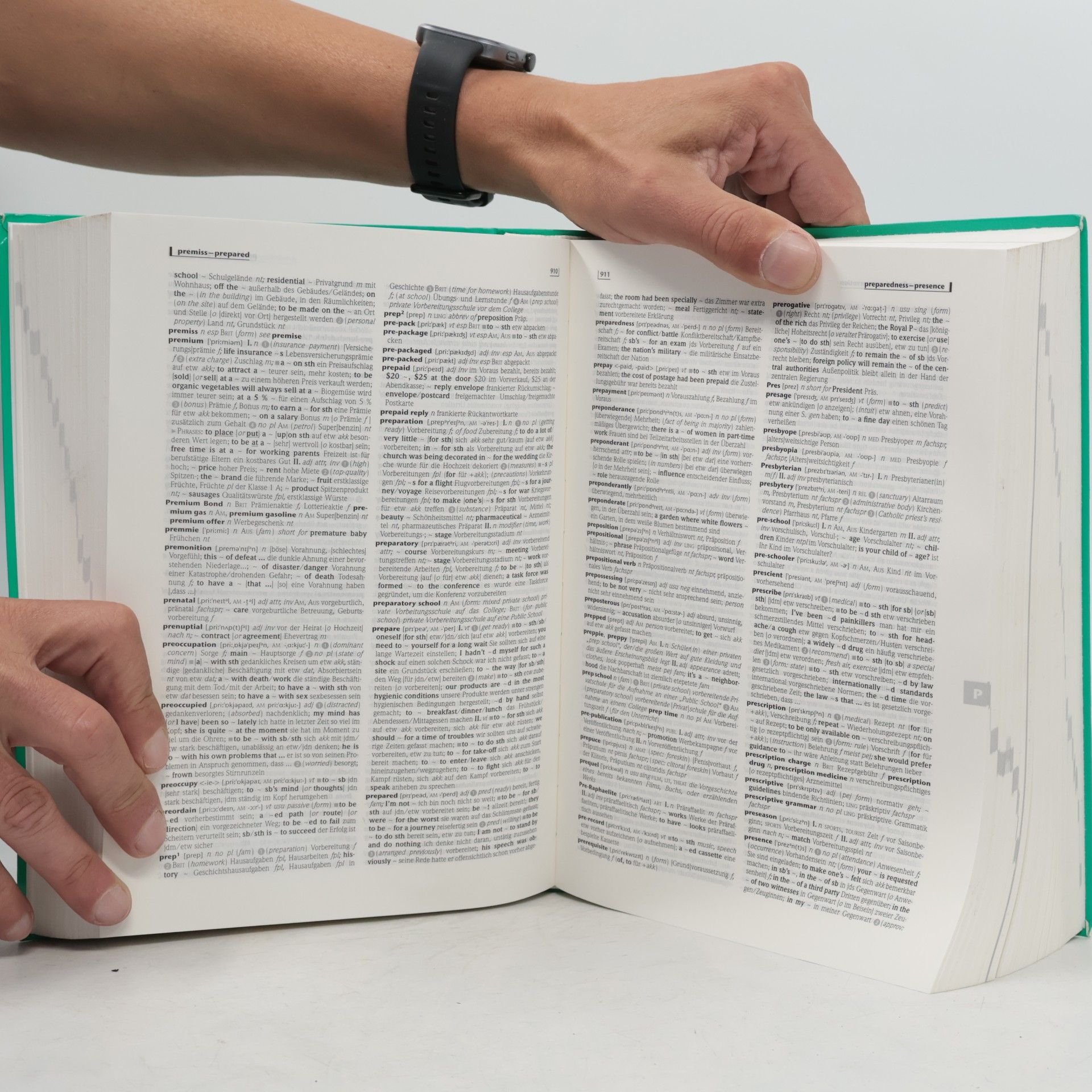 Evelyn Agbaria PONS Wörterbuch für Schule und Studium