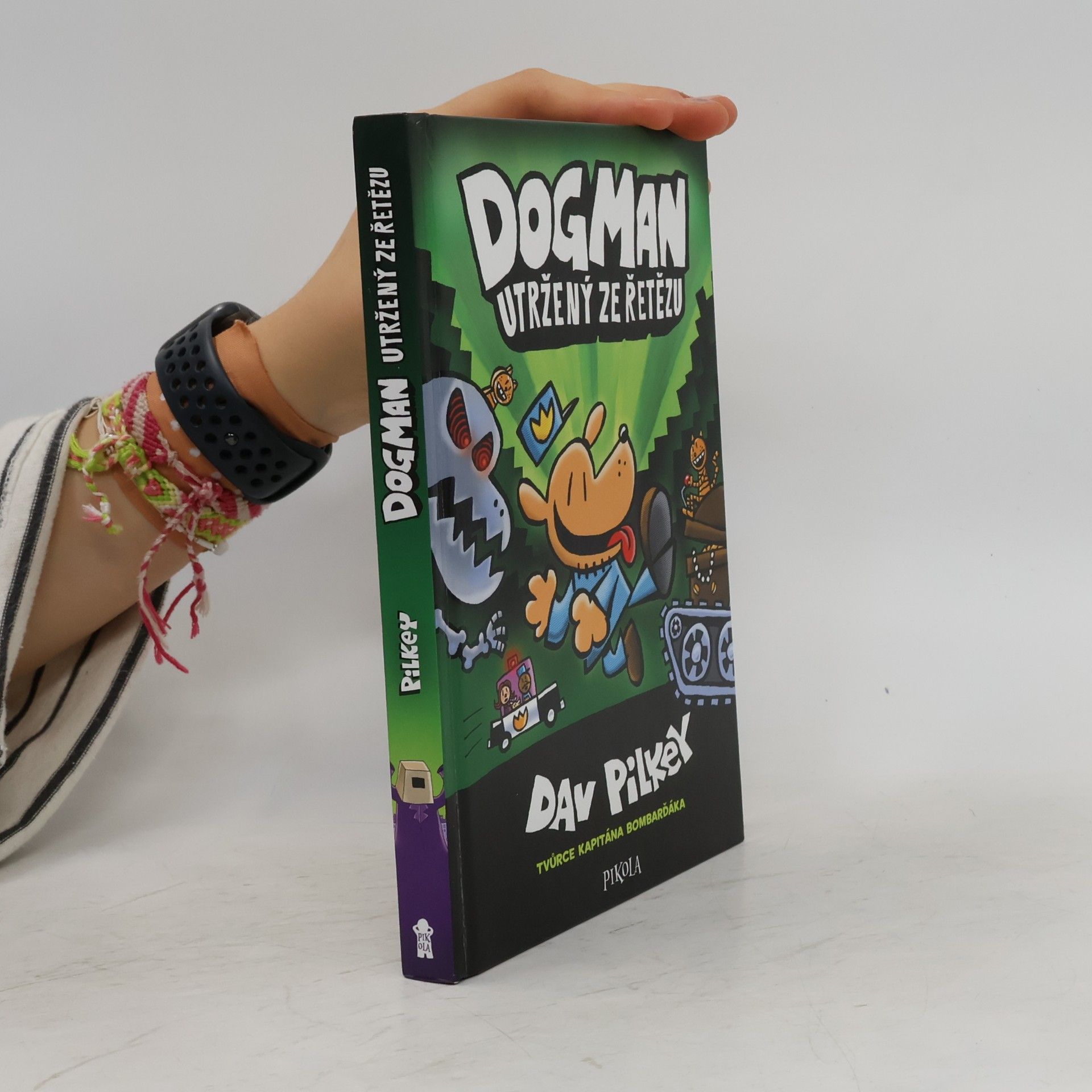 Dav Pilkey Dogman utržený ze řetězu