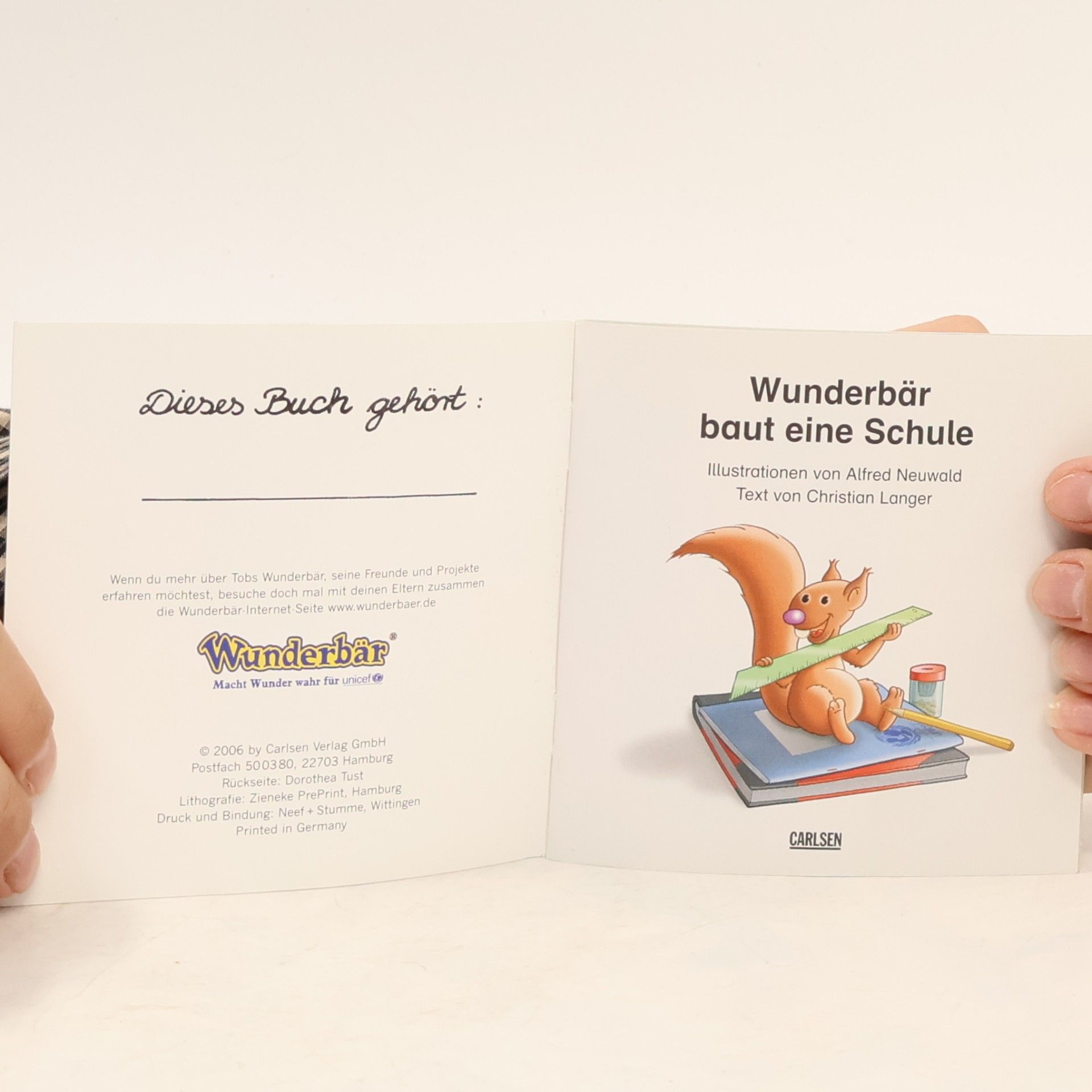 Christian Langer Wunderbär baut eine Schule