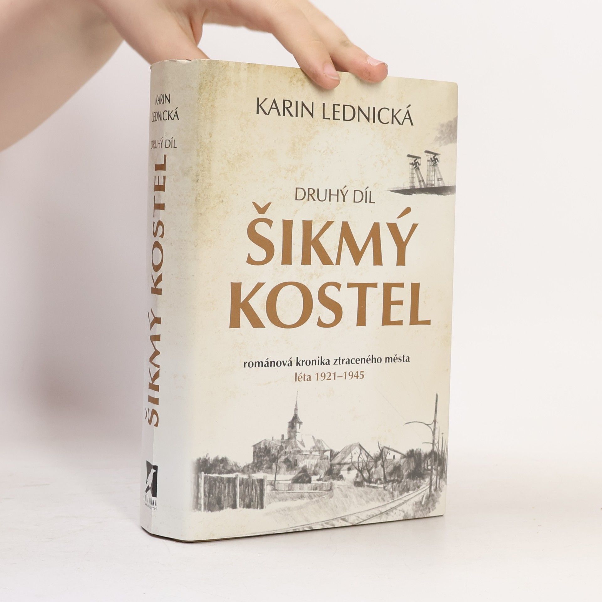 Karin Lednická Šikmý kostel 2