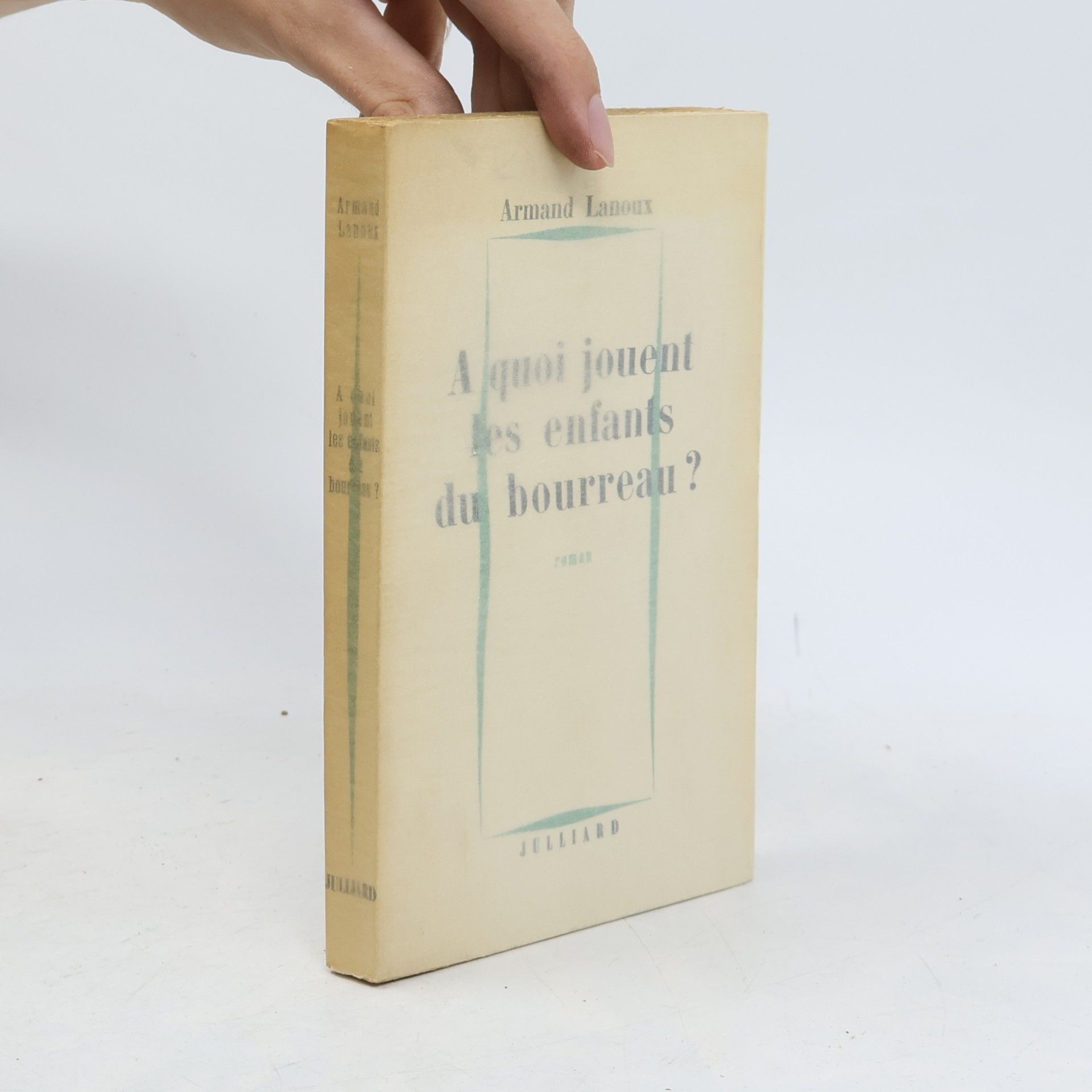 A quoi jouent les enfants du bourreau?