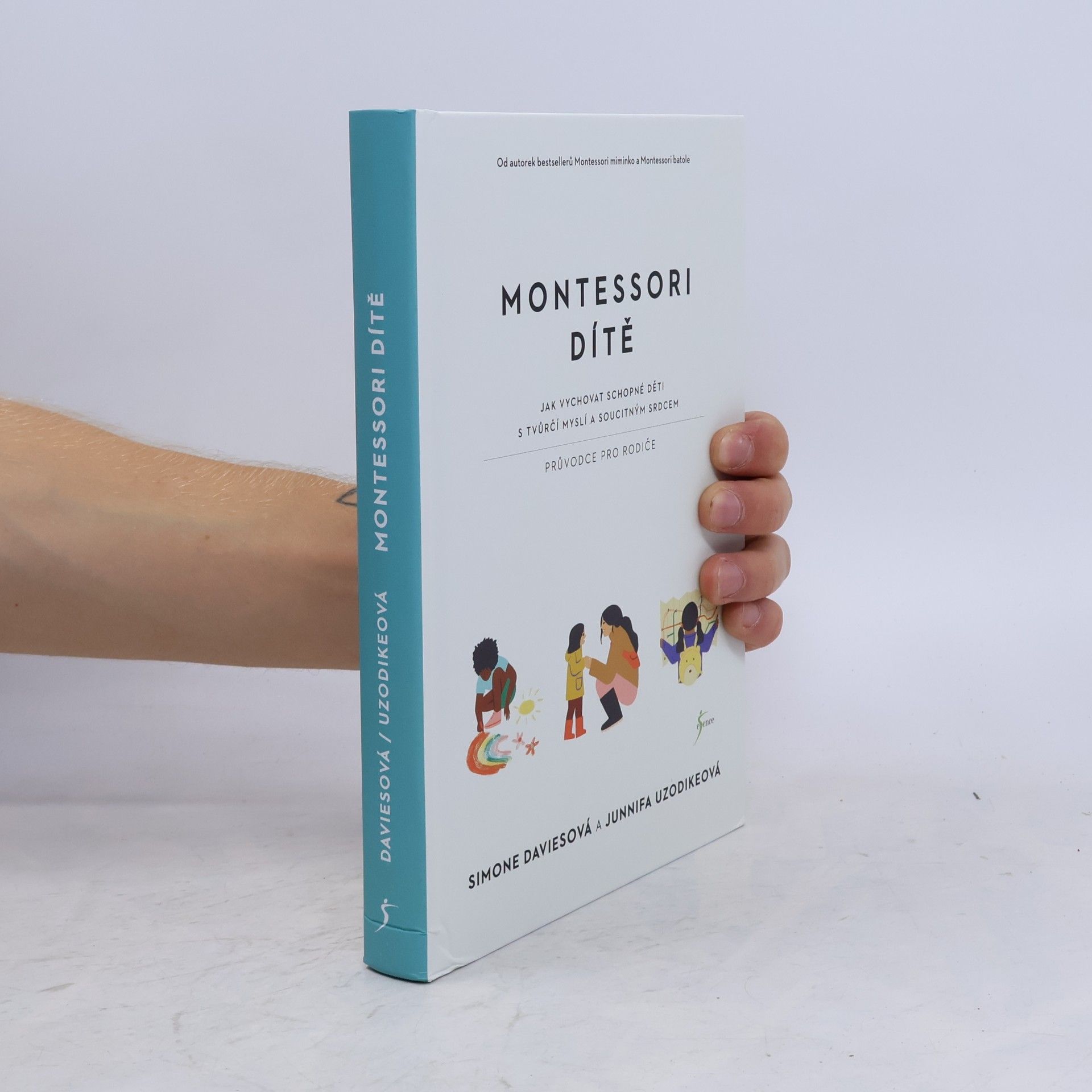 Simone Davies Montessori dítě