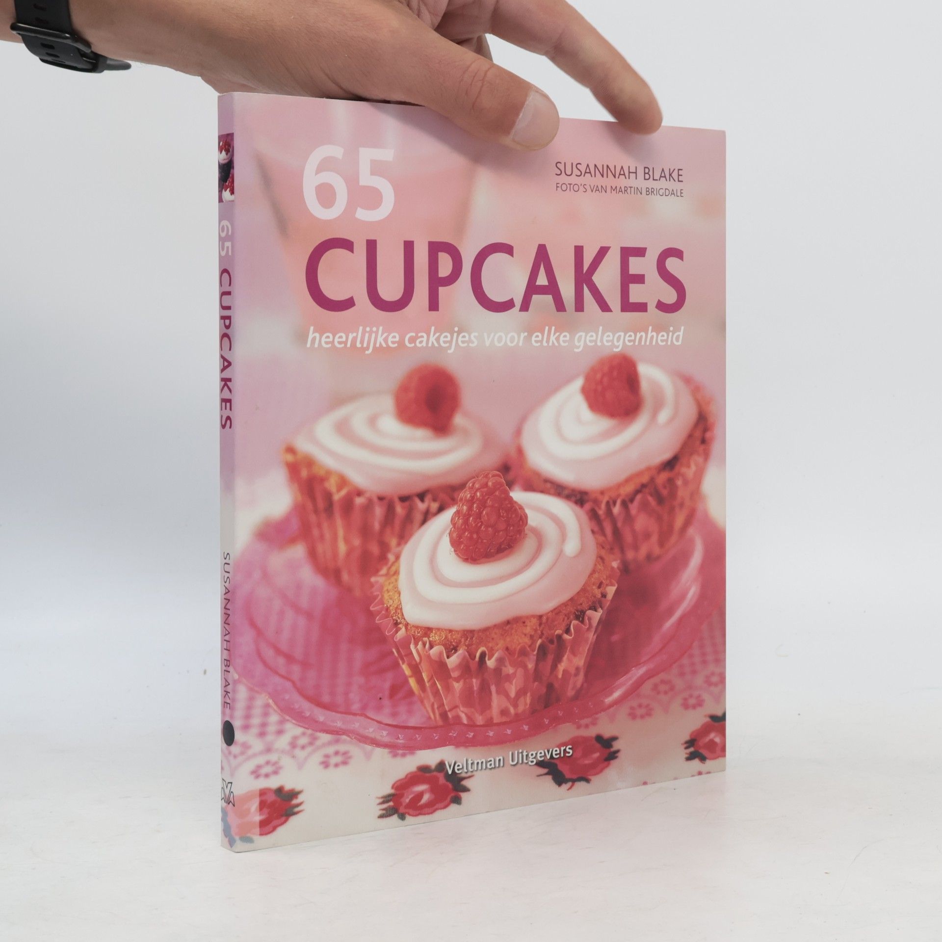 efef.com 65 Cupcakes