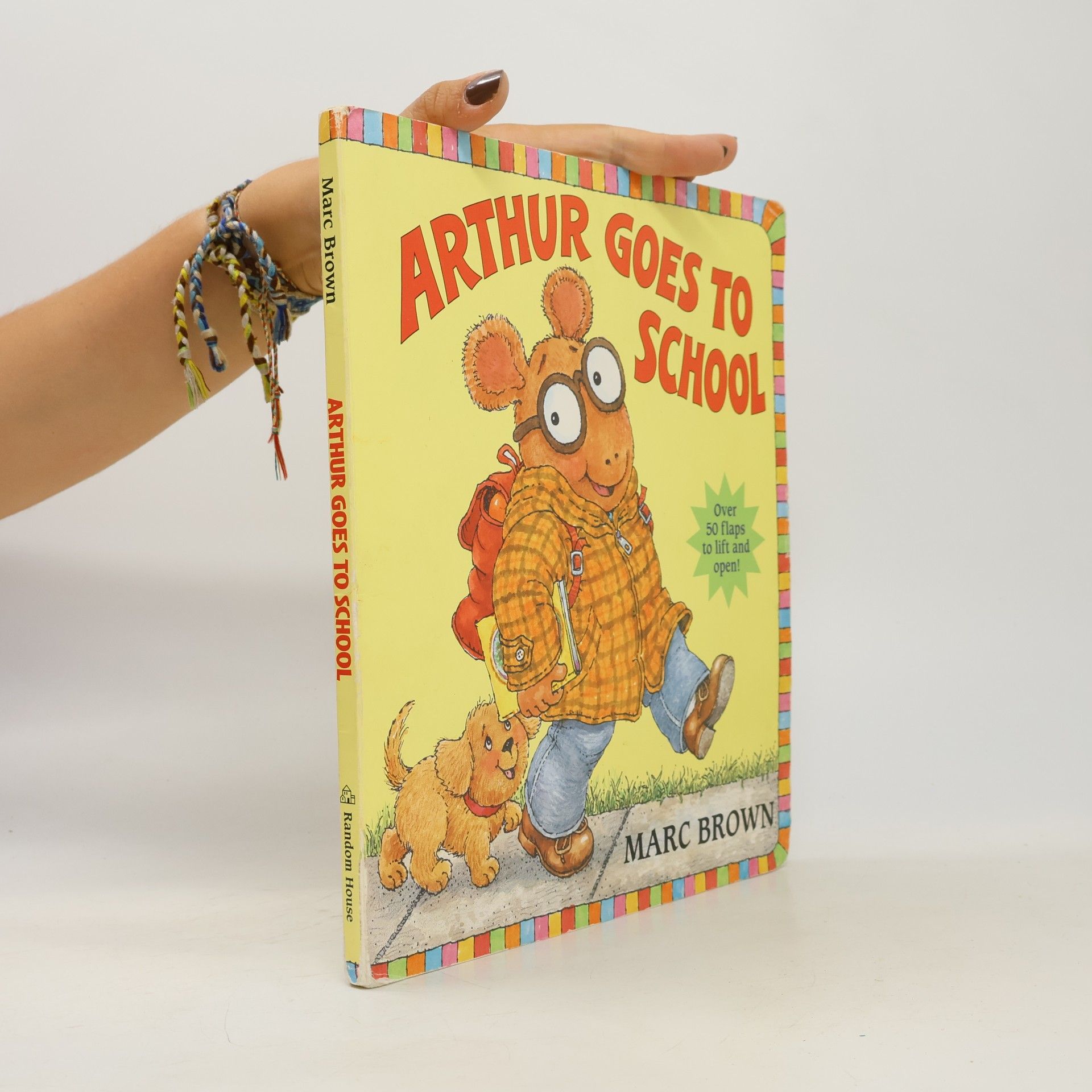 Arthur Goes to School