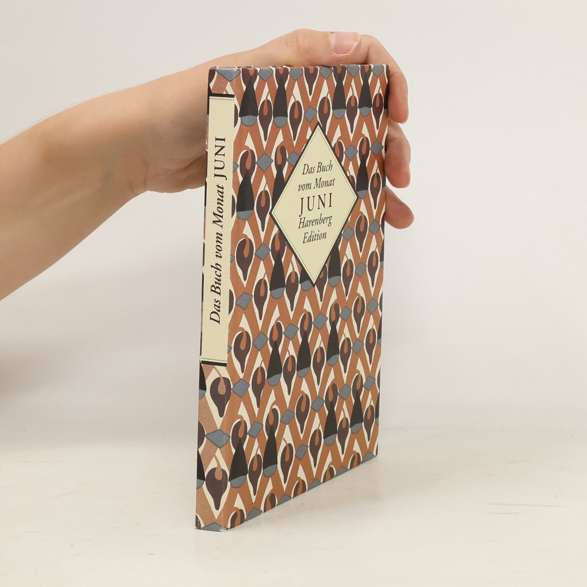 AA.VV. Das Buch vom Monat Juni