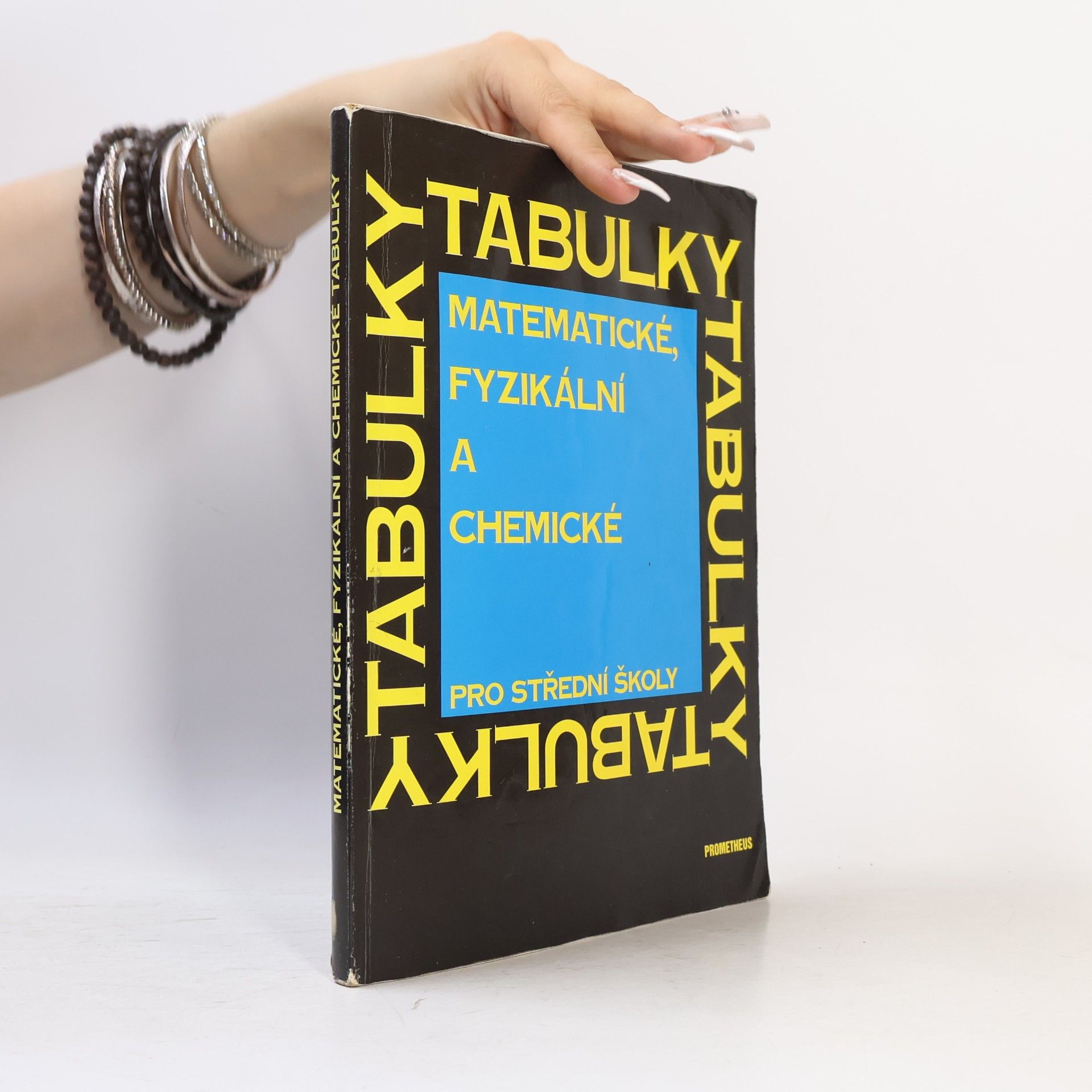 Jiří Mikulčák Matematické, fyzikální a chemické tabulky pro střední školy
