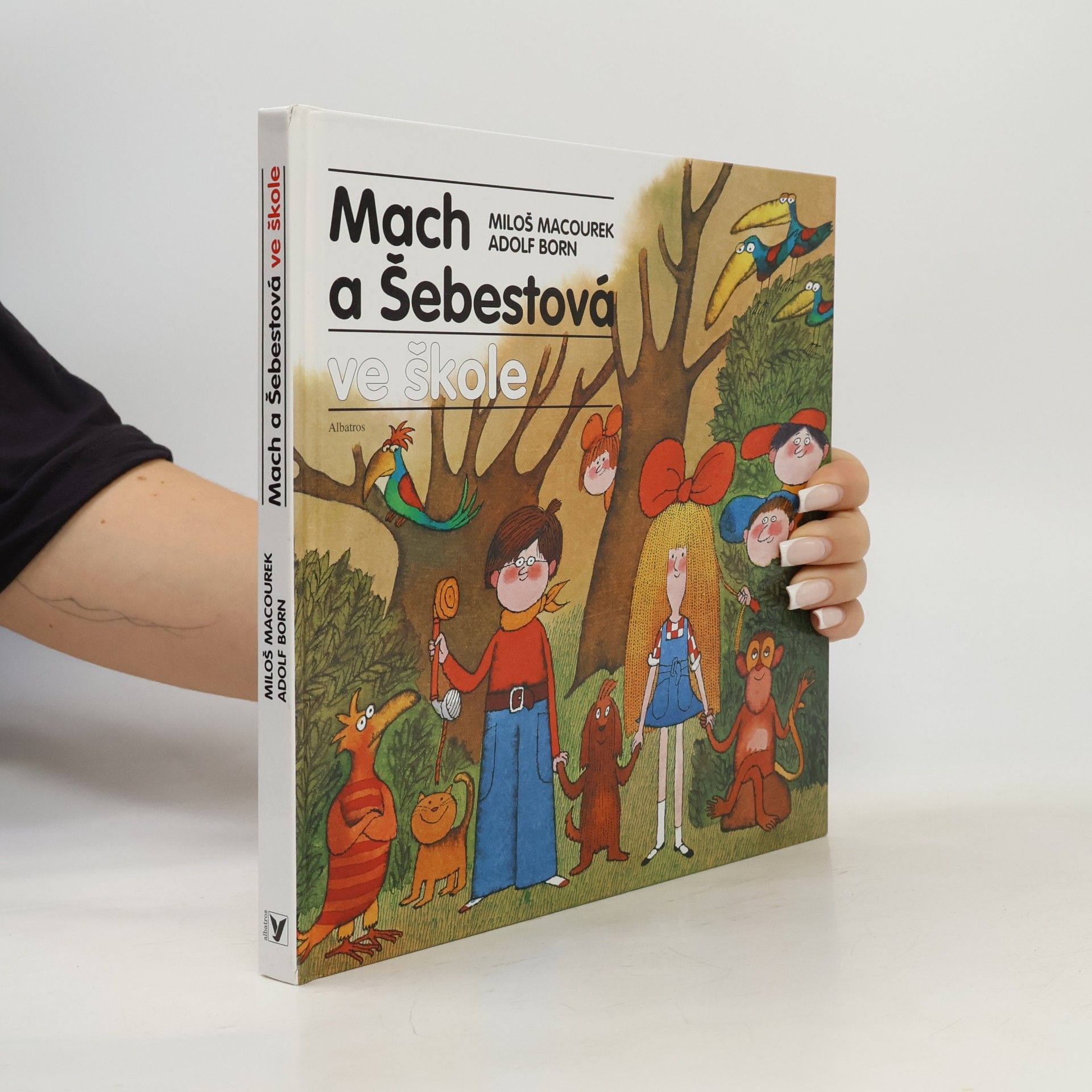 Miloš Macourek Mach a Šebestová ve škole