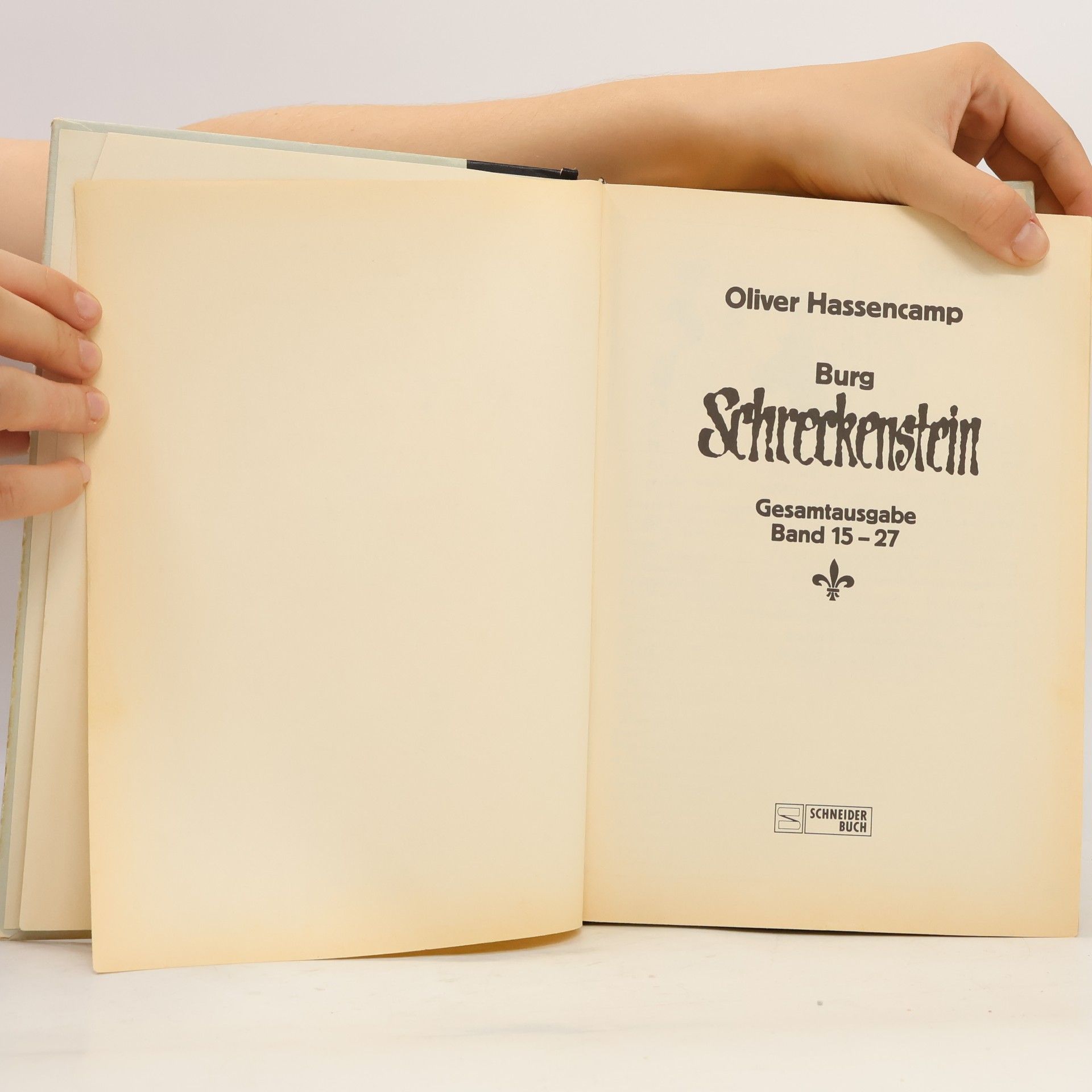 Oliver Hassencamp Burg Schreckenstein 15-27