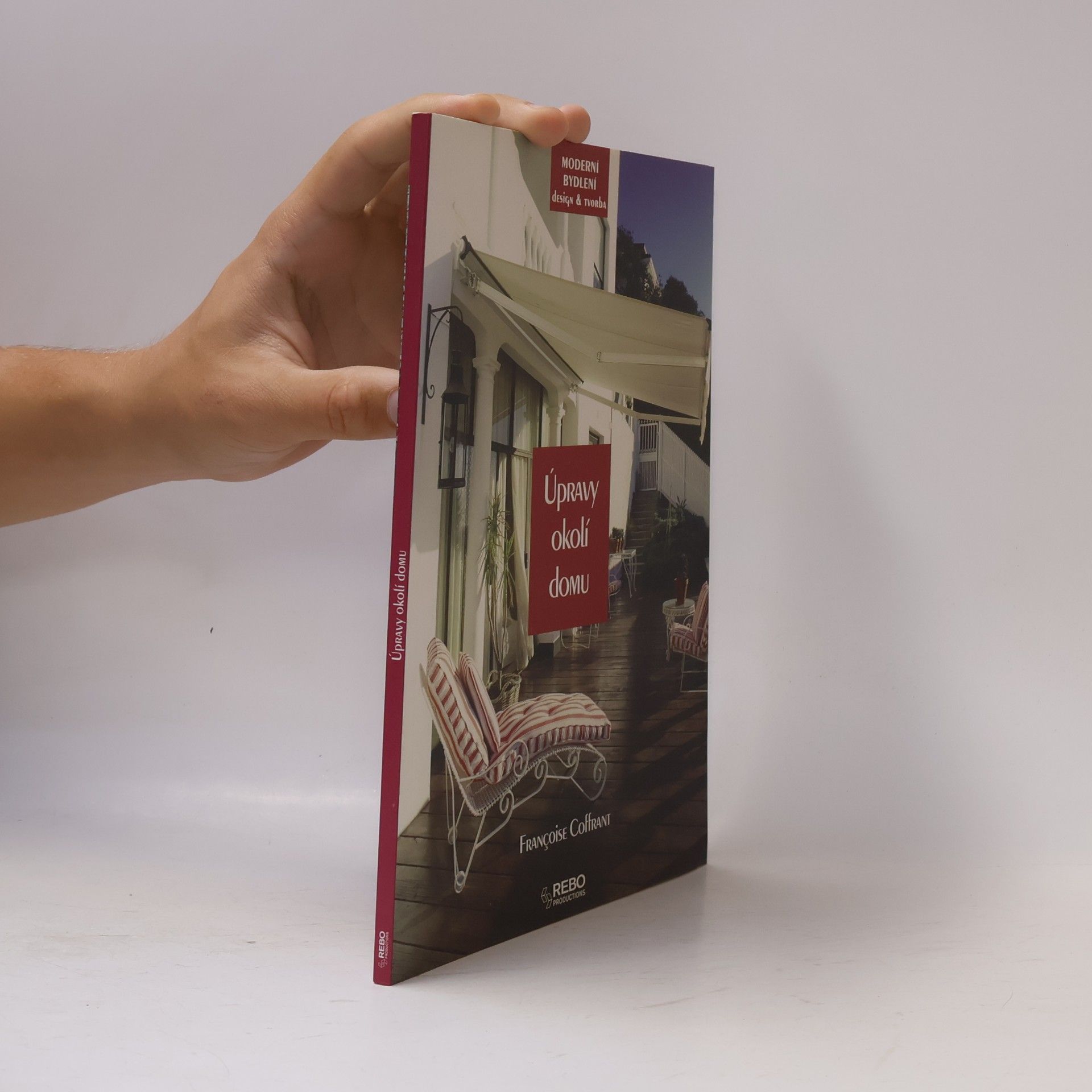 Françoise Coffrant Úpravy okolí domu - Moderní bydlení design a tvorba