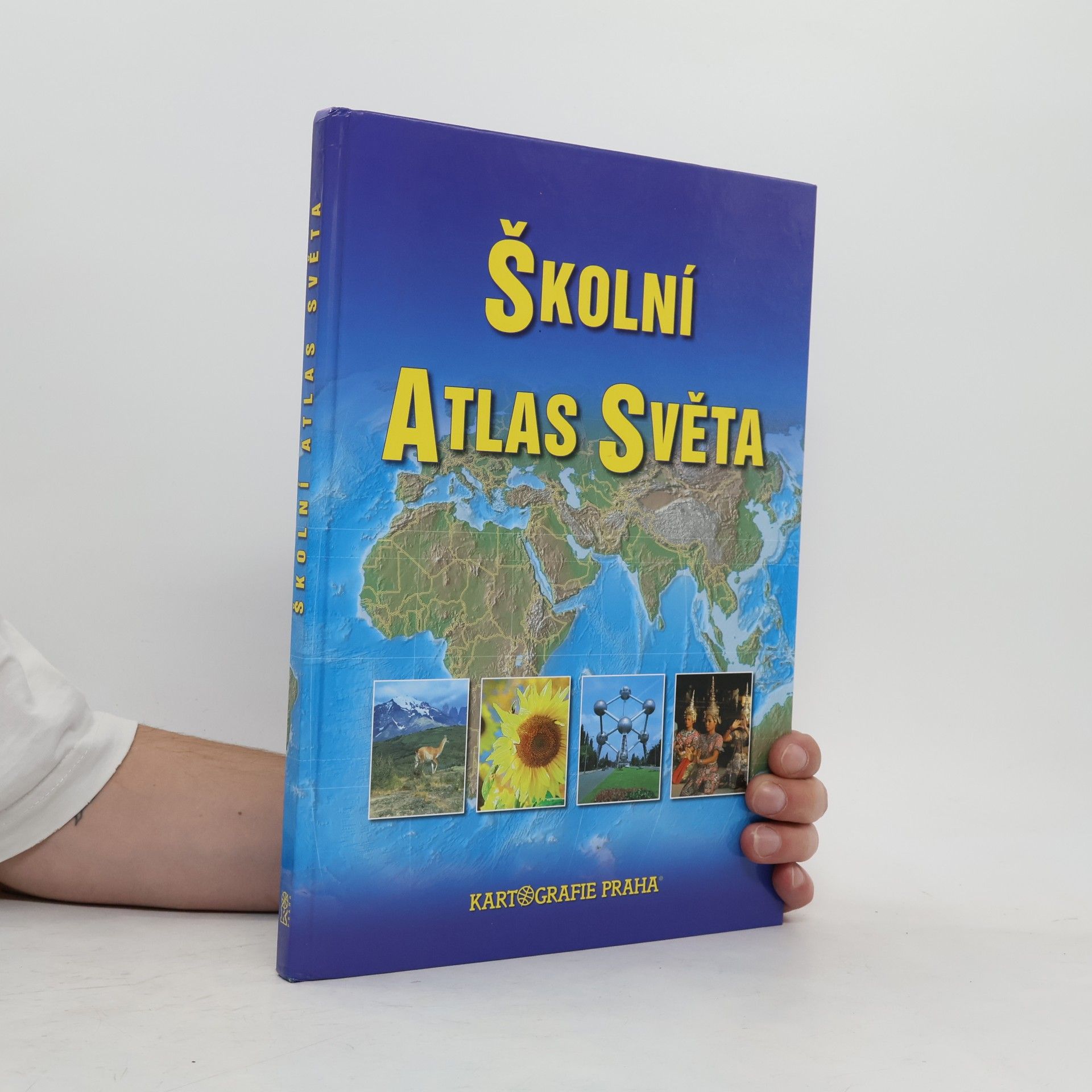 Kolektiv autorů Školní atlas světa