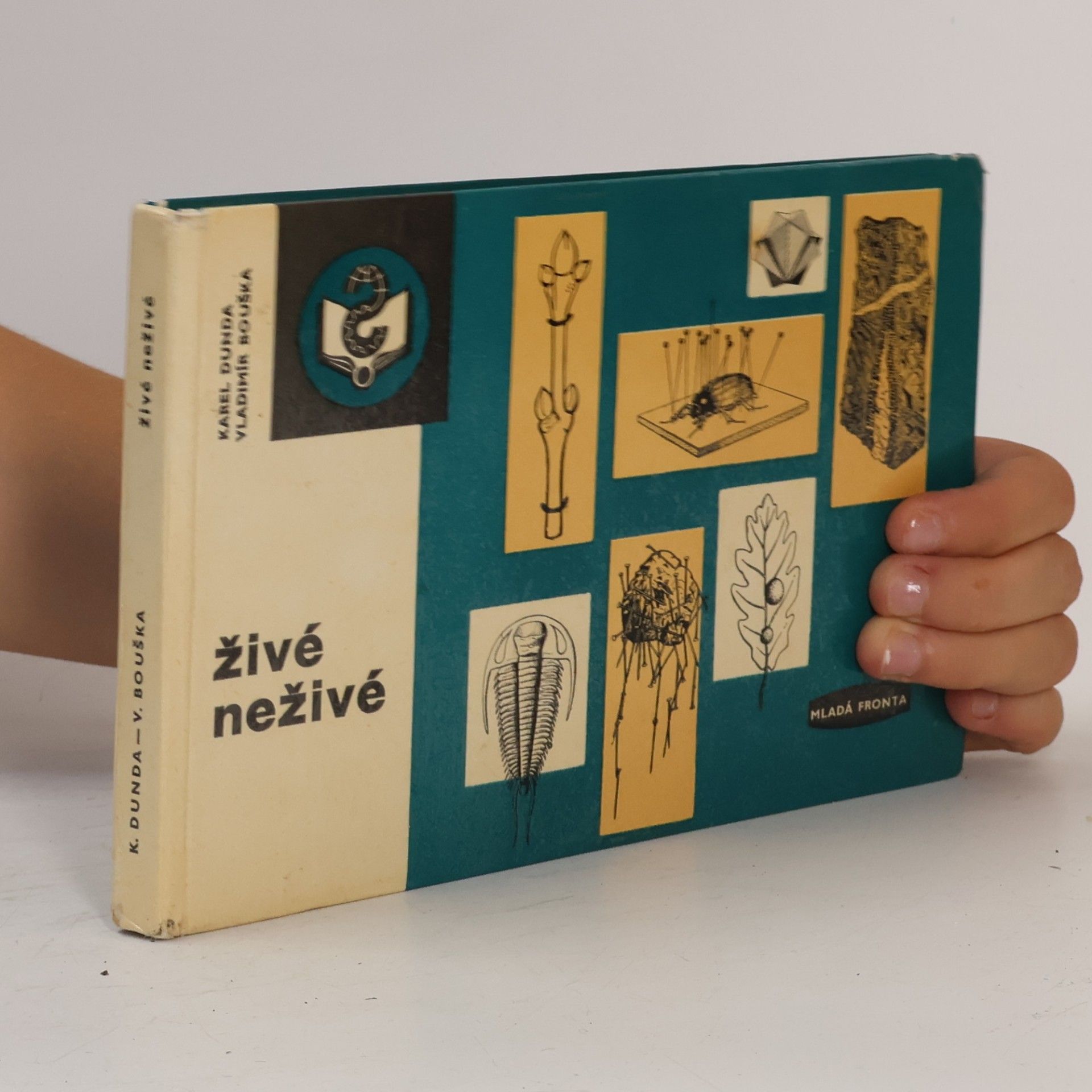 Živé - neživé. Jak si založit sbírky rostlin, živočichů, nerostů