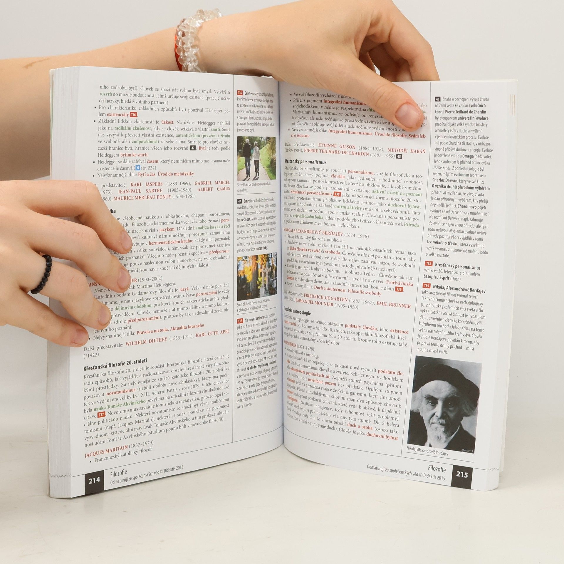 Autorenkollektiv Odmaturuj! ze společenských věd