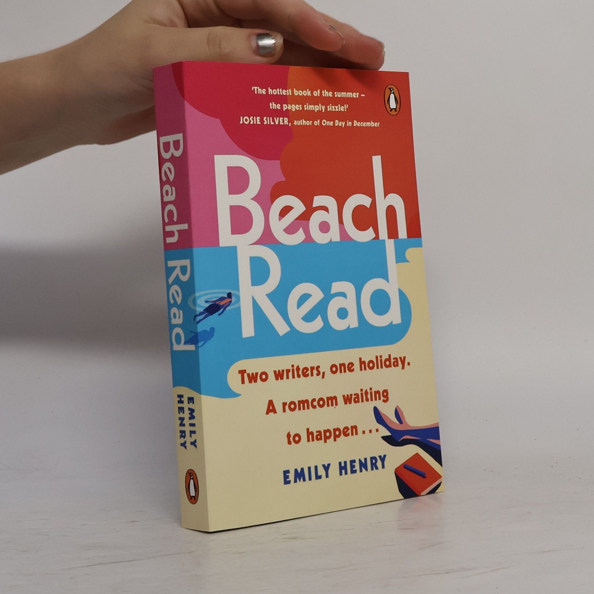Emily Henry Beach read: Two writers, one holiday. A romcom waiting to happen ...
