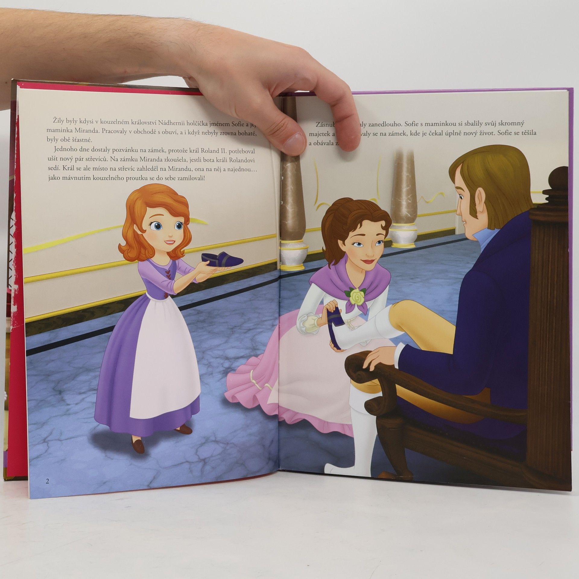 Walt Disney Sofie První - Knížka s hračkou