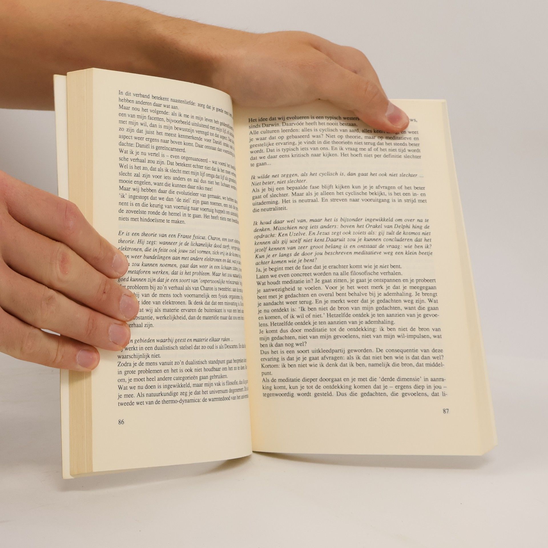 Unknown Author Mensen in perspektief - van de tweeheid naar de eenheid