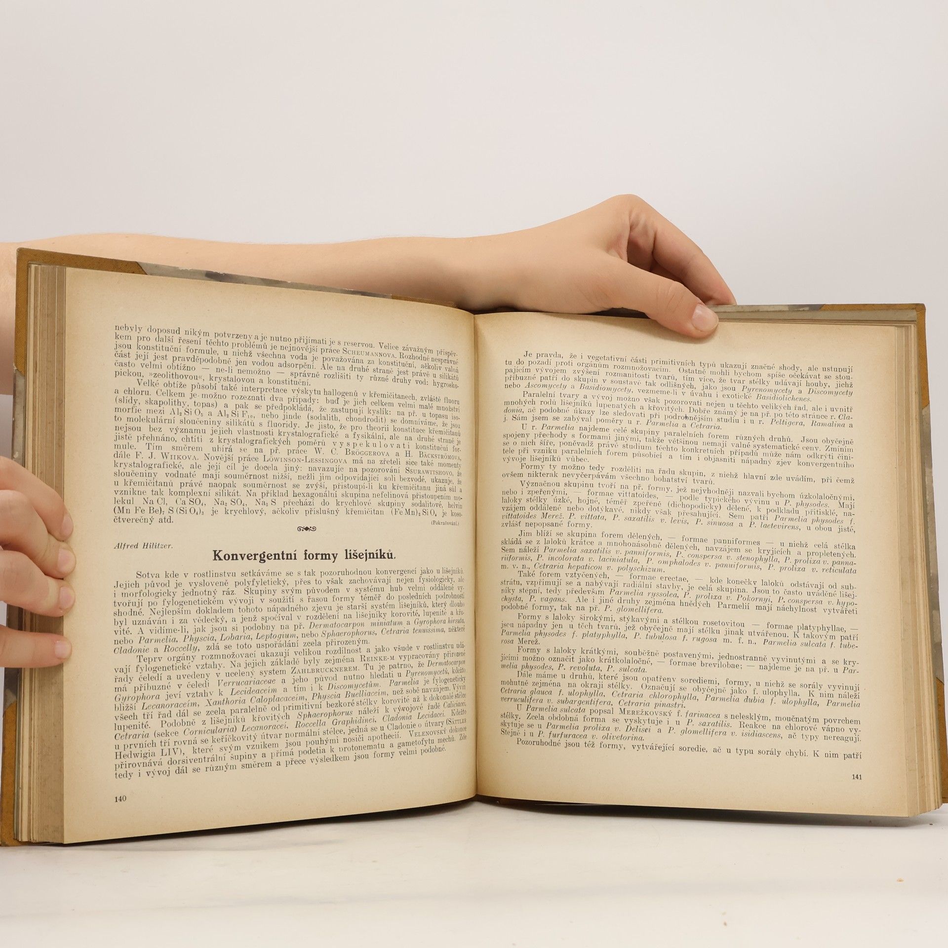 Various authors Vědea přírodní
