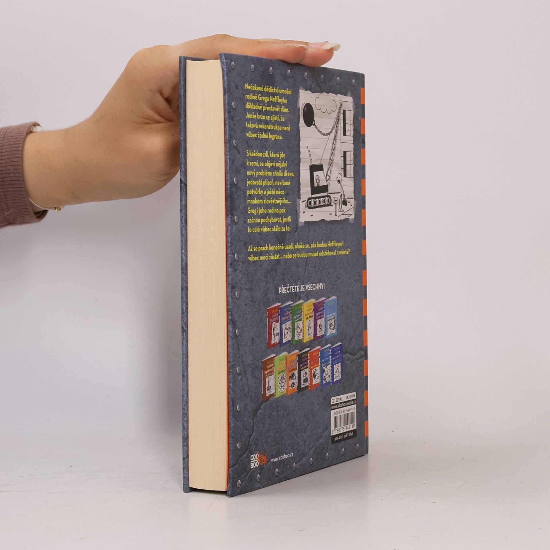 Jeff Kinney Deník malého poseroutky 14. Na spadnutí