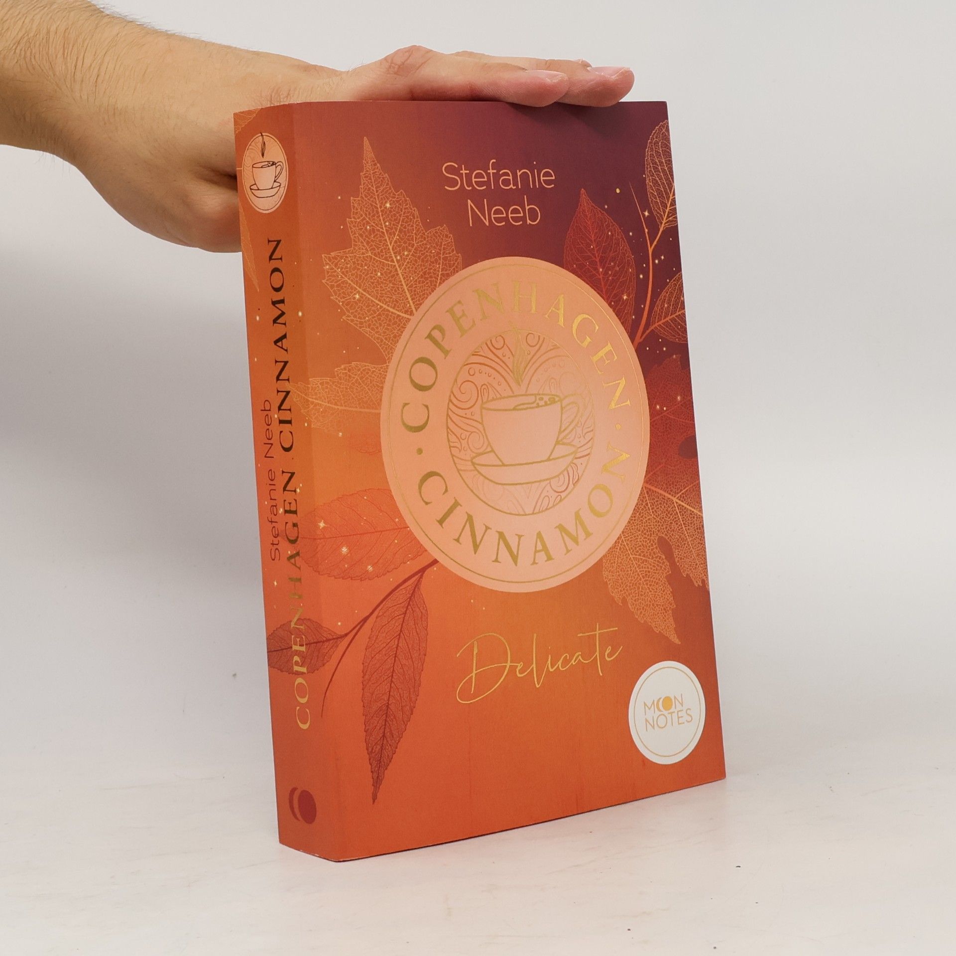 Stefanie Neeb Copenhagen Cinnamon 1. Delicate